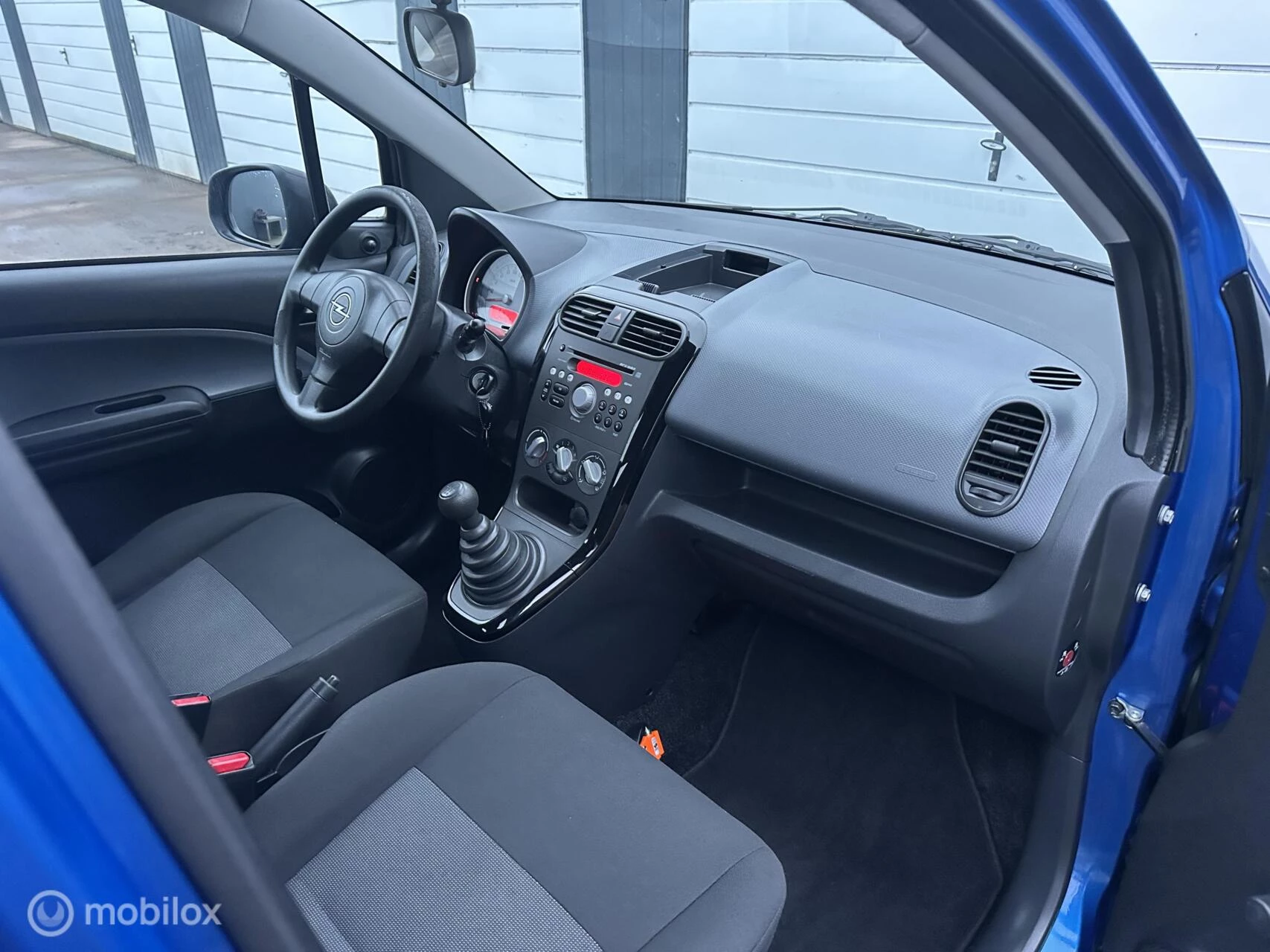 Hoofdafbeelding Opel Agila