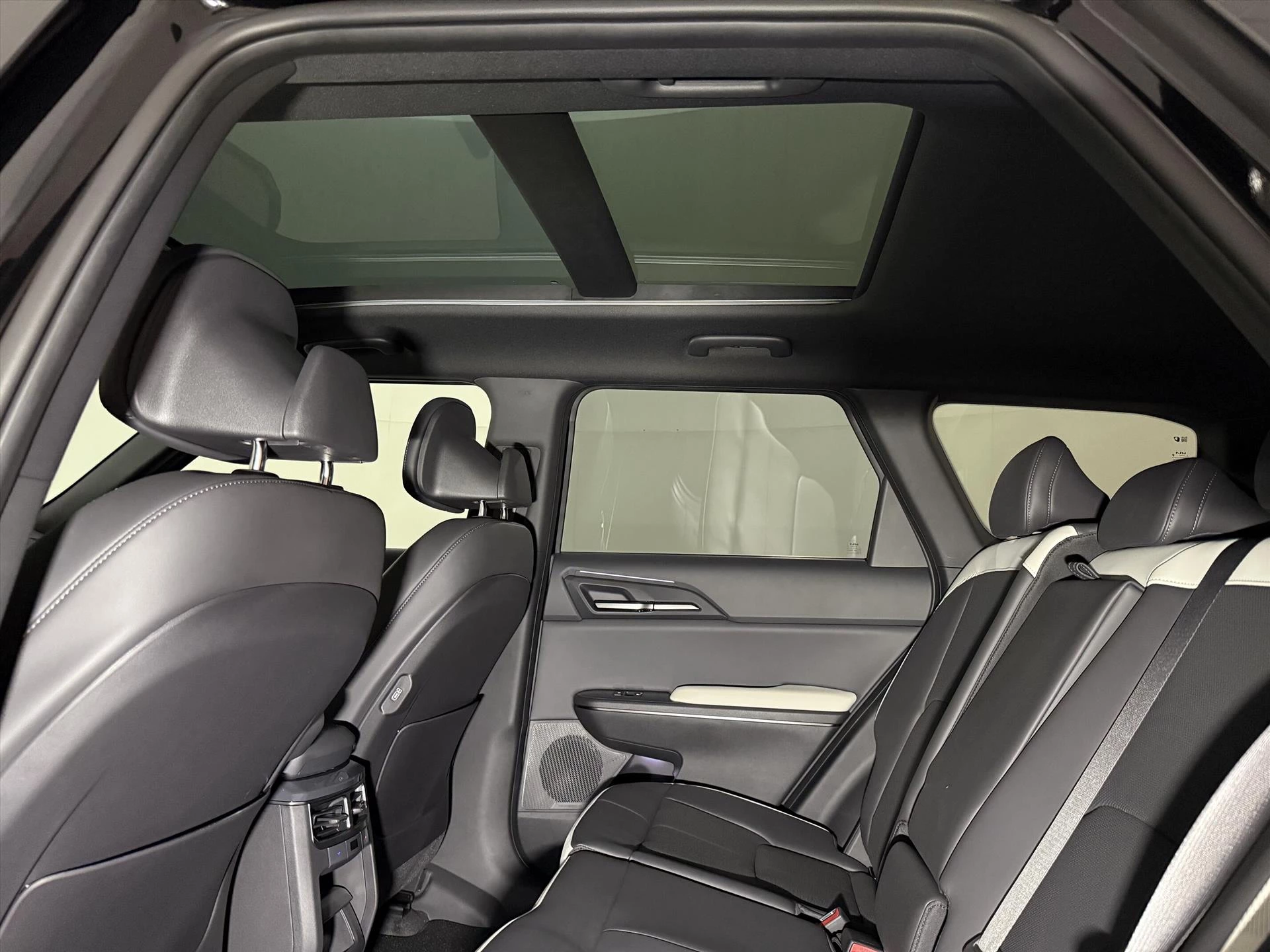 Hoofdafbeelding Kia EV5