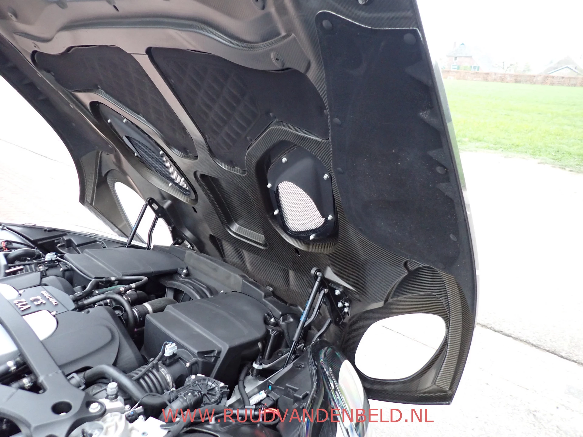 Hoofdafbeelding Aston Martin DBS