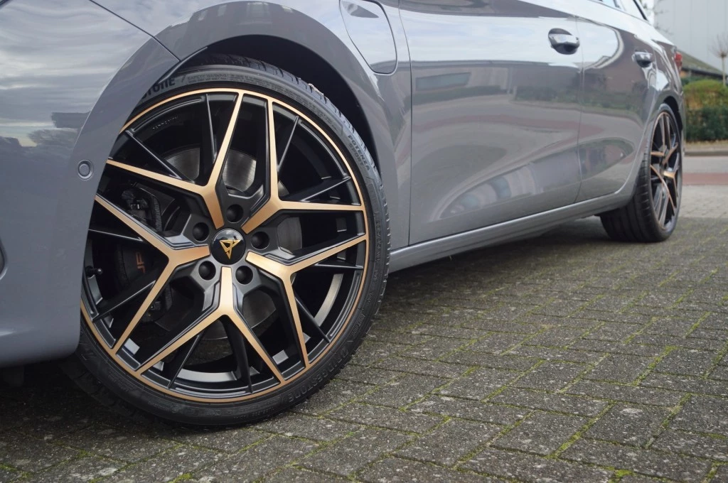Hoofdafbeelding CUPRA Leon Sportstourer