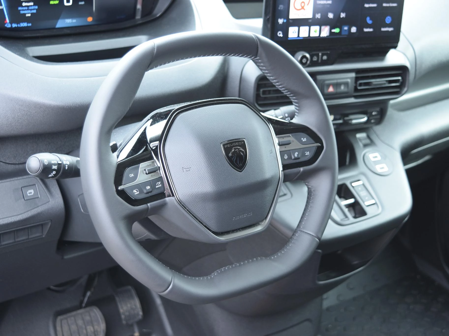 Hoofdafbeelding Peugeot e-Partner