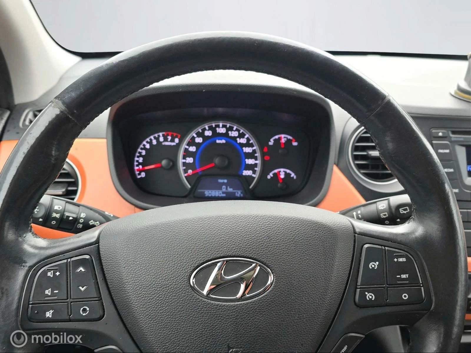 Hoofdafbeelding Hyundai i10