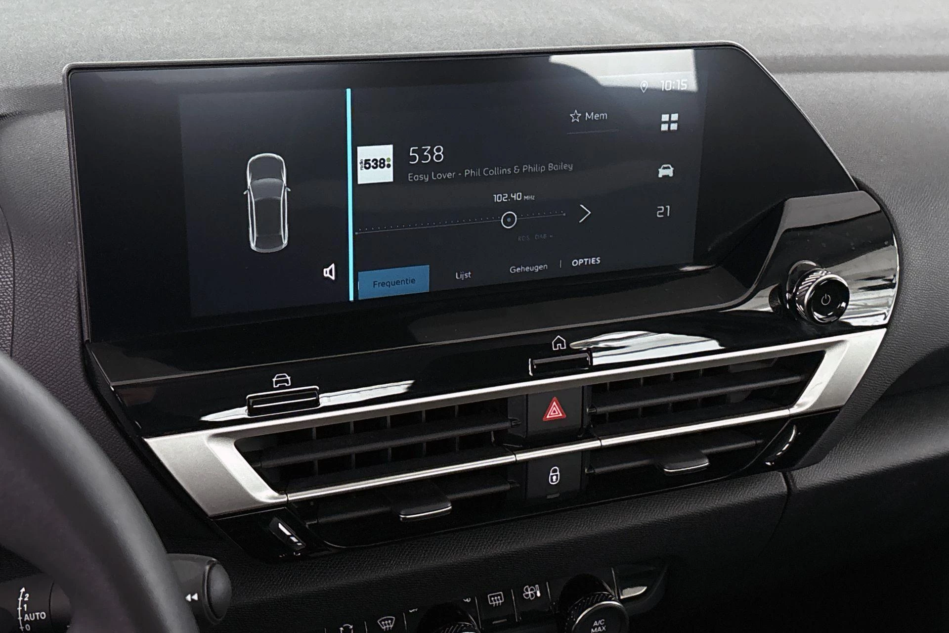 Hoofdafbeelding Citroën ë-C4 X