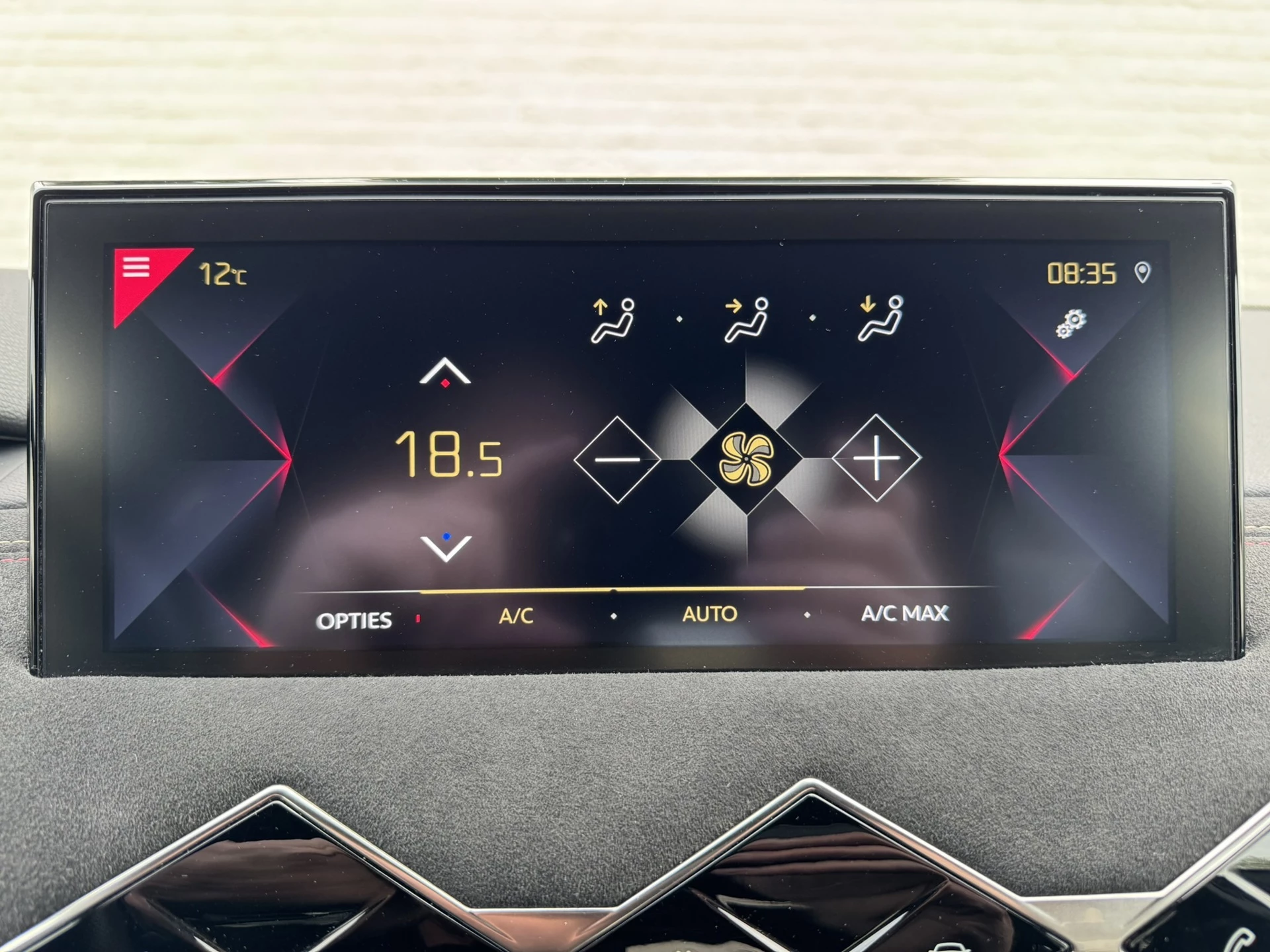 Hoofdafbeelding DS DS 3
