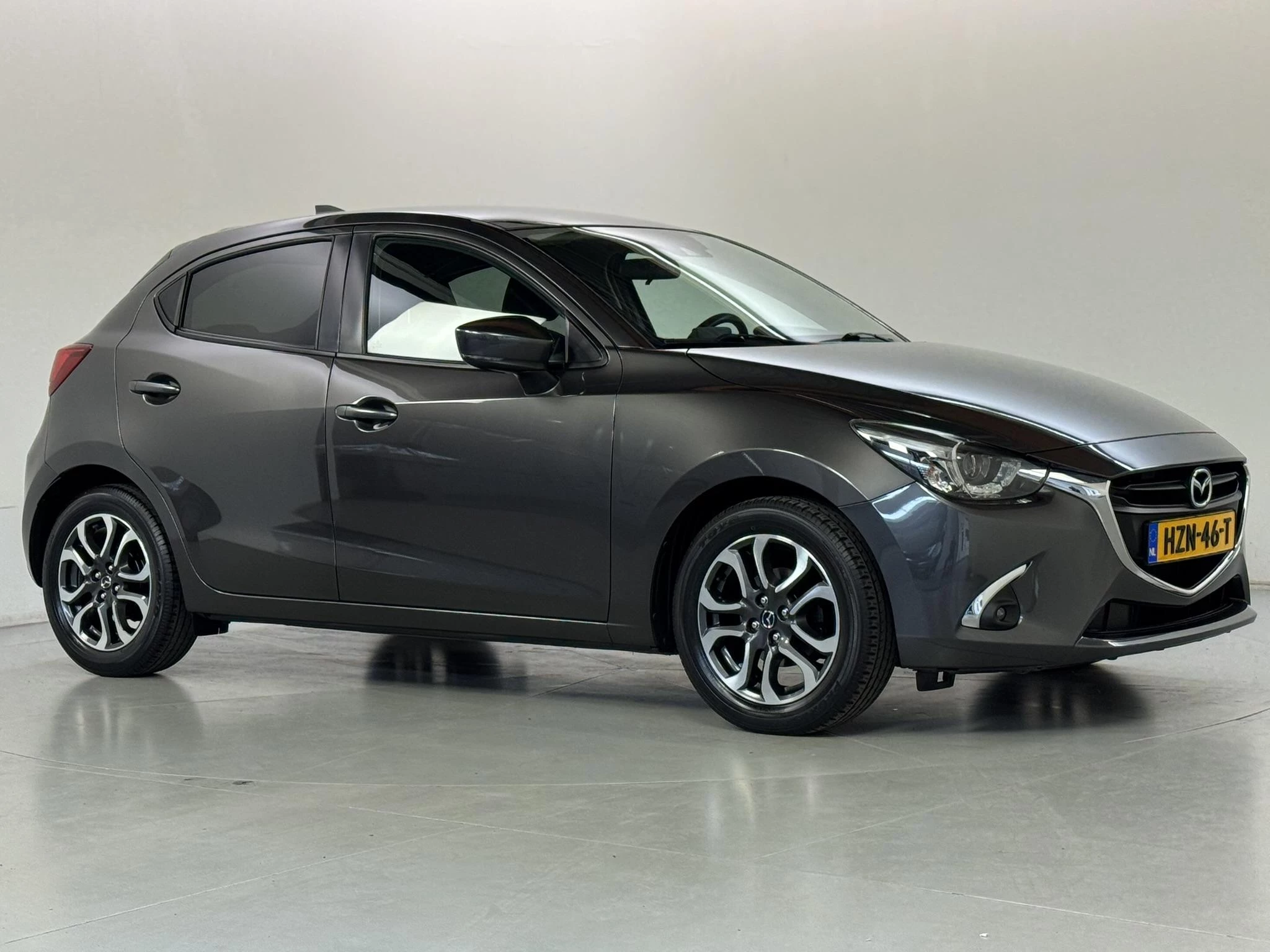 Hoofdafbeelding Mazda 2
