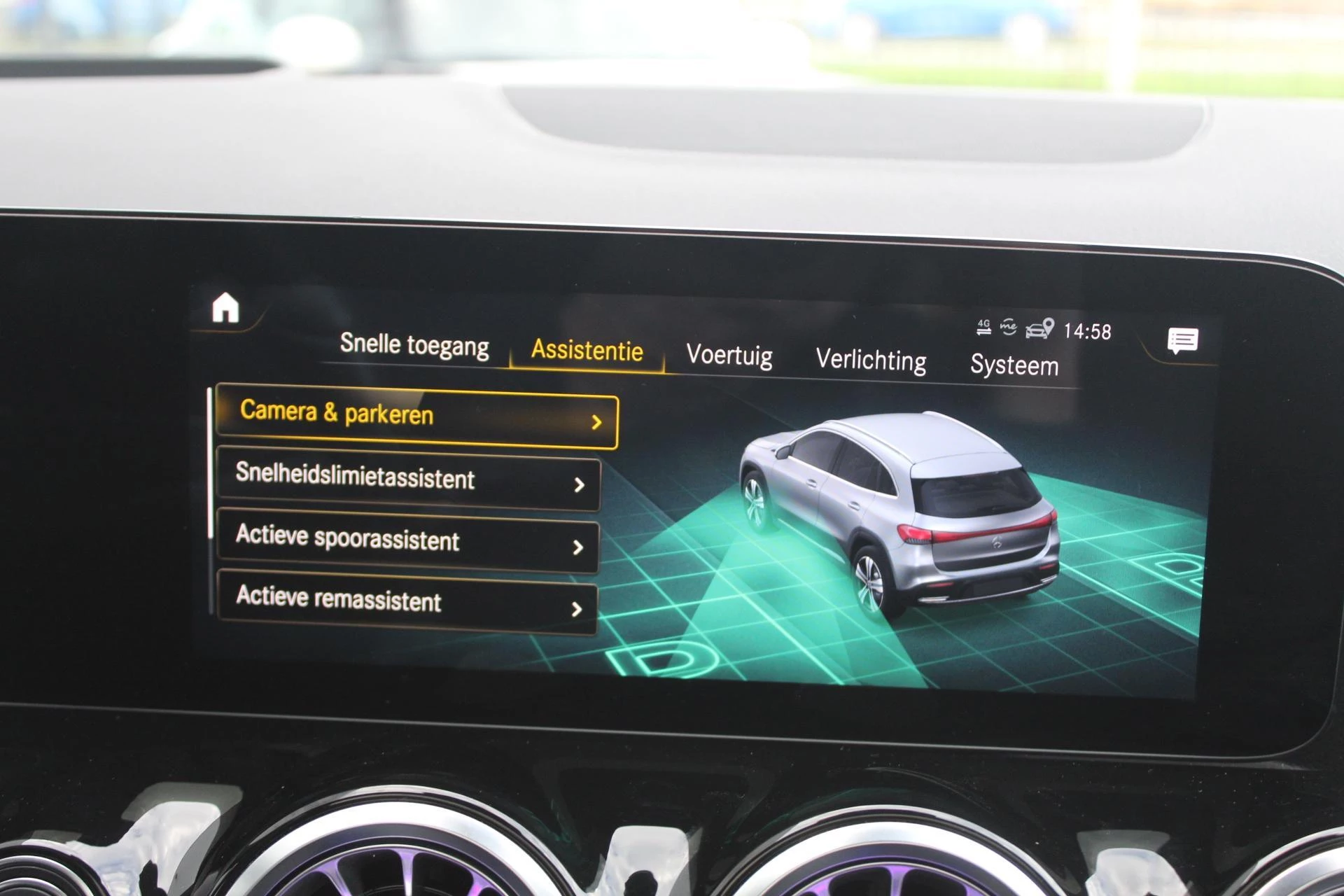 Hoofdafbeelding Mercedes-Benz EQA