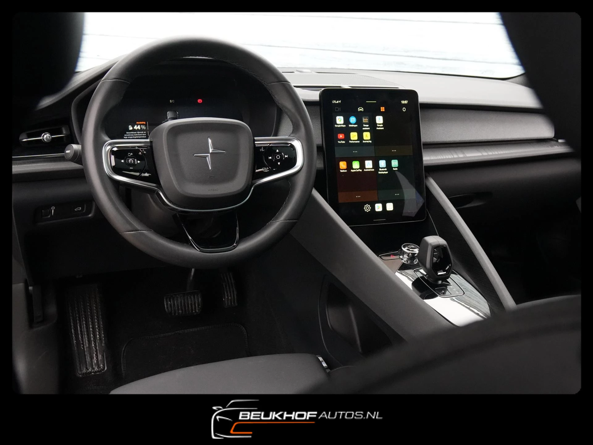 Hoofdafbeelding Polestar 2