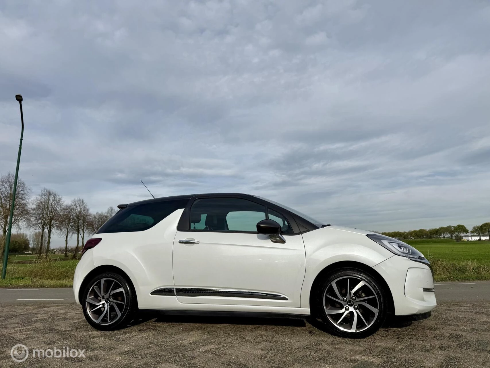 Hoofdafbeelding DS DS 3