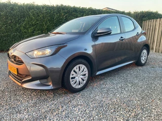 Toyota Yaris 1.5 VVT-i Active camera apple carplay