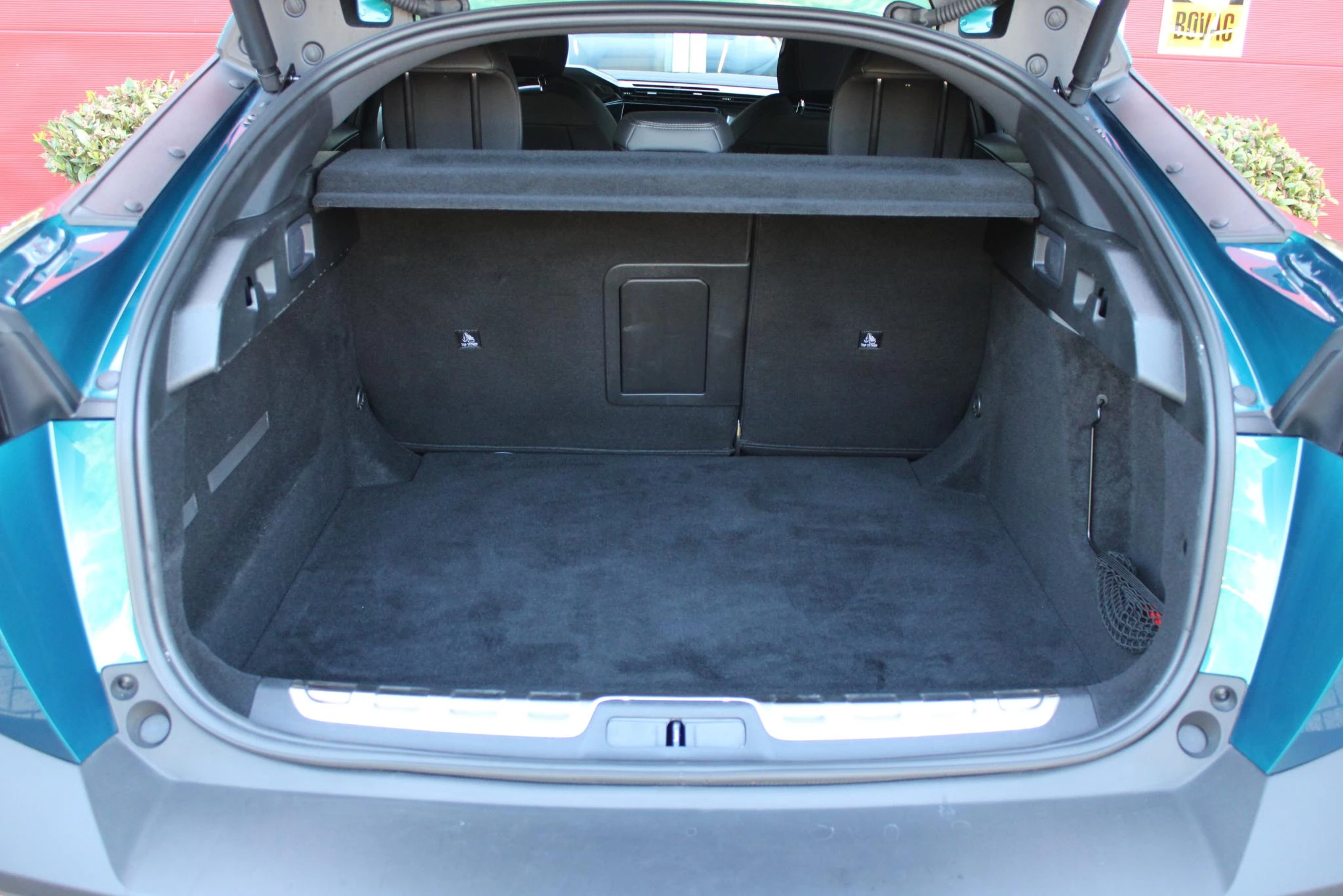 Hoofdafbeelding Peugeot 408