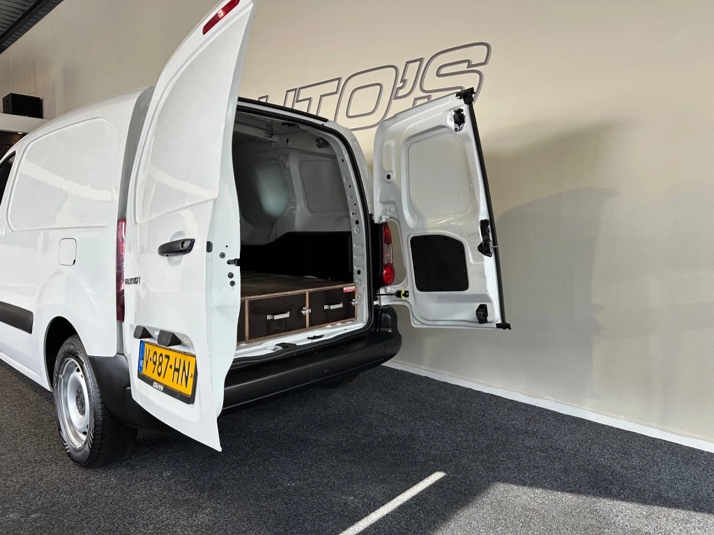 Hoofdafbeelding Peugeot Partner