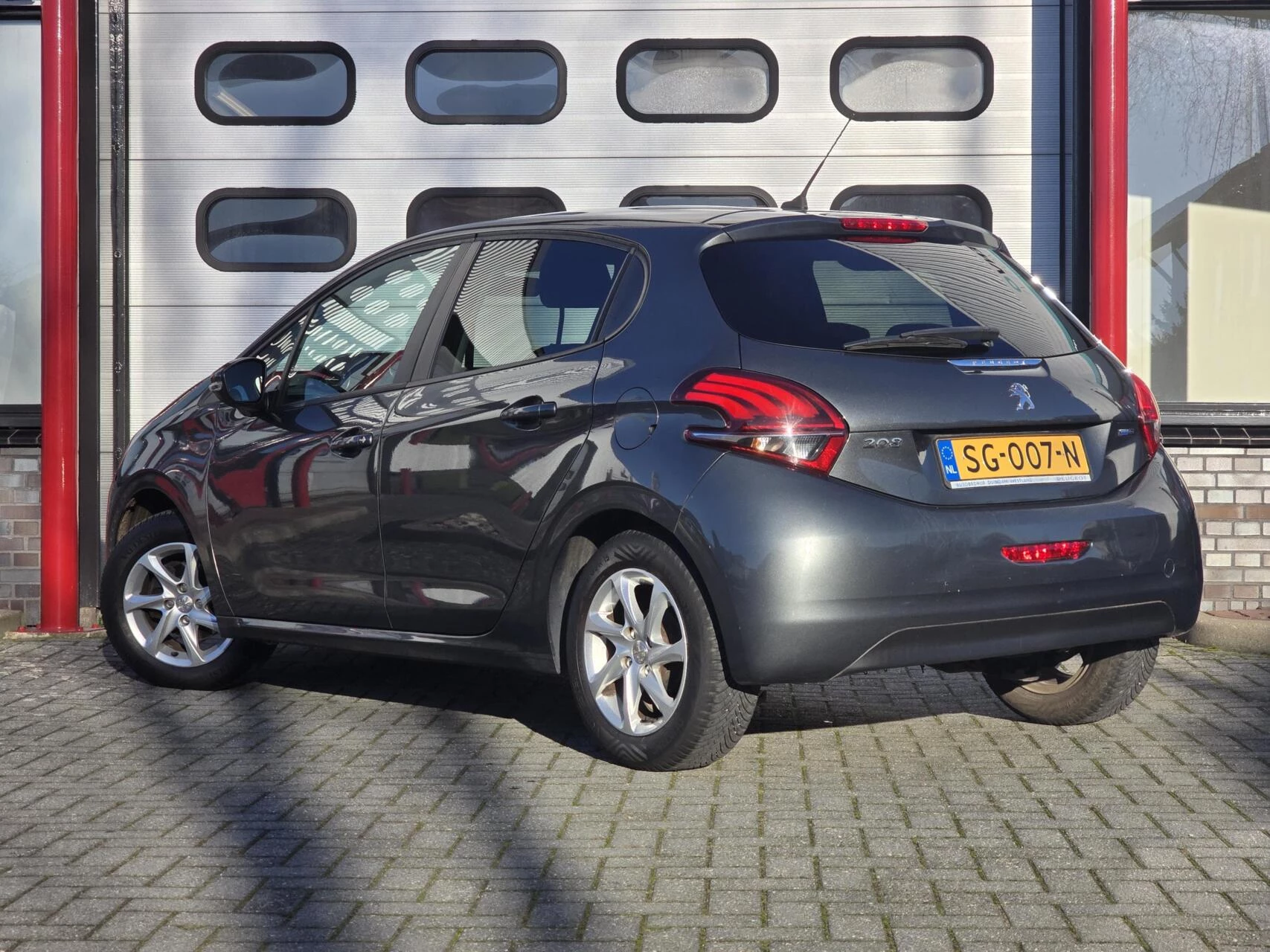 Hoofdafbeelding Peugeot 208