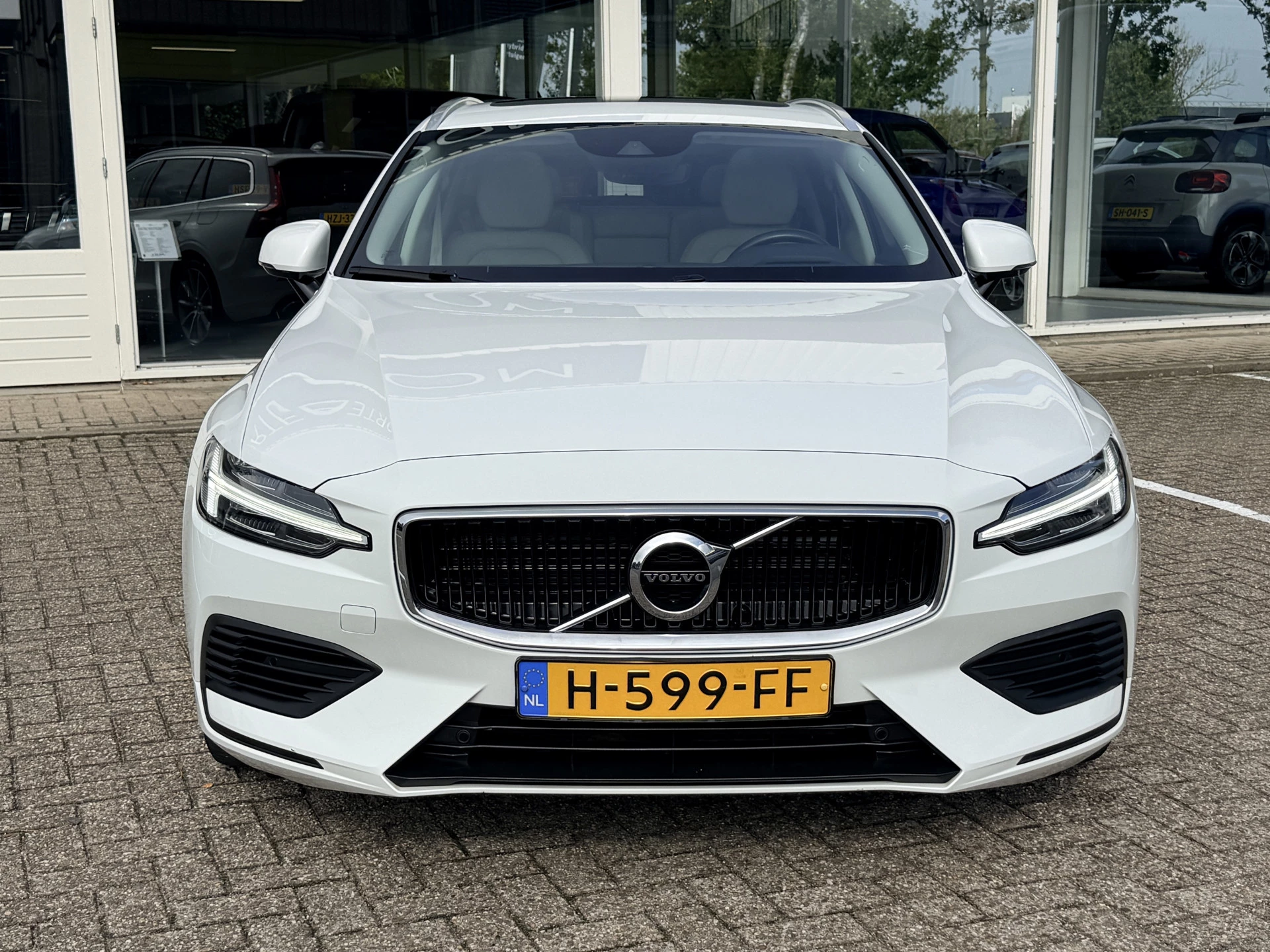 Hoofdafbeelding Volvo V60