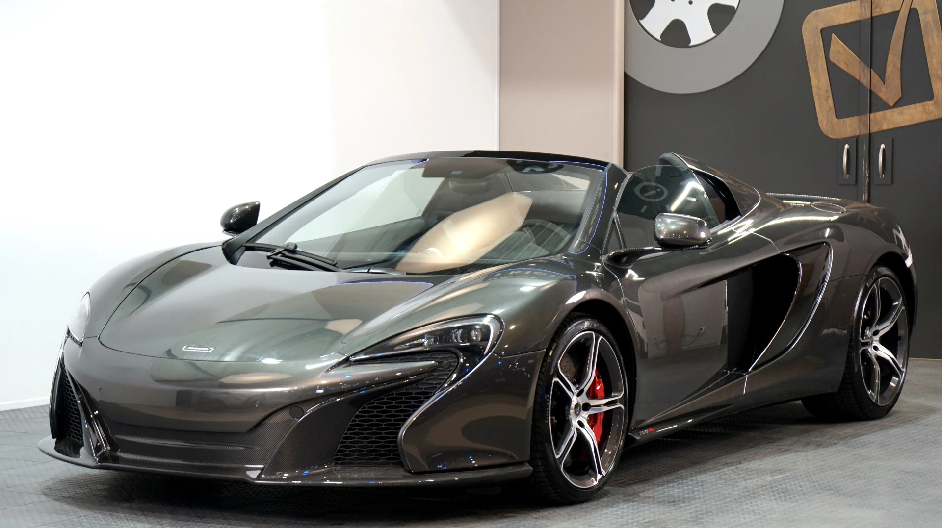 Hoofdafbeelding McLaren 650S