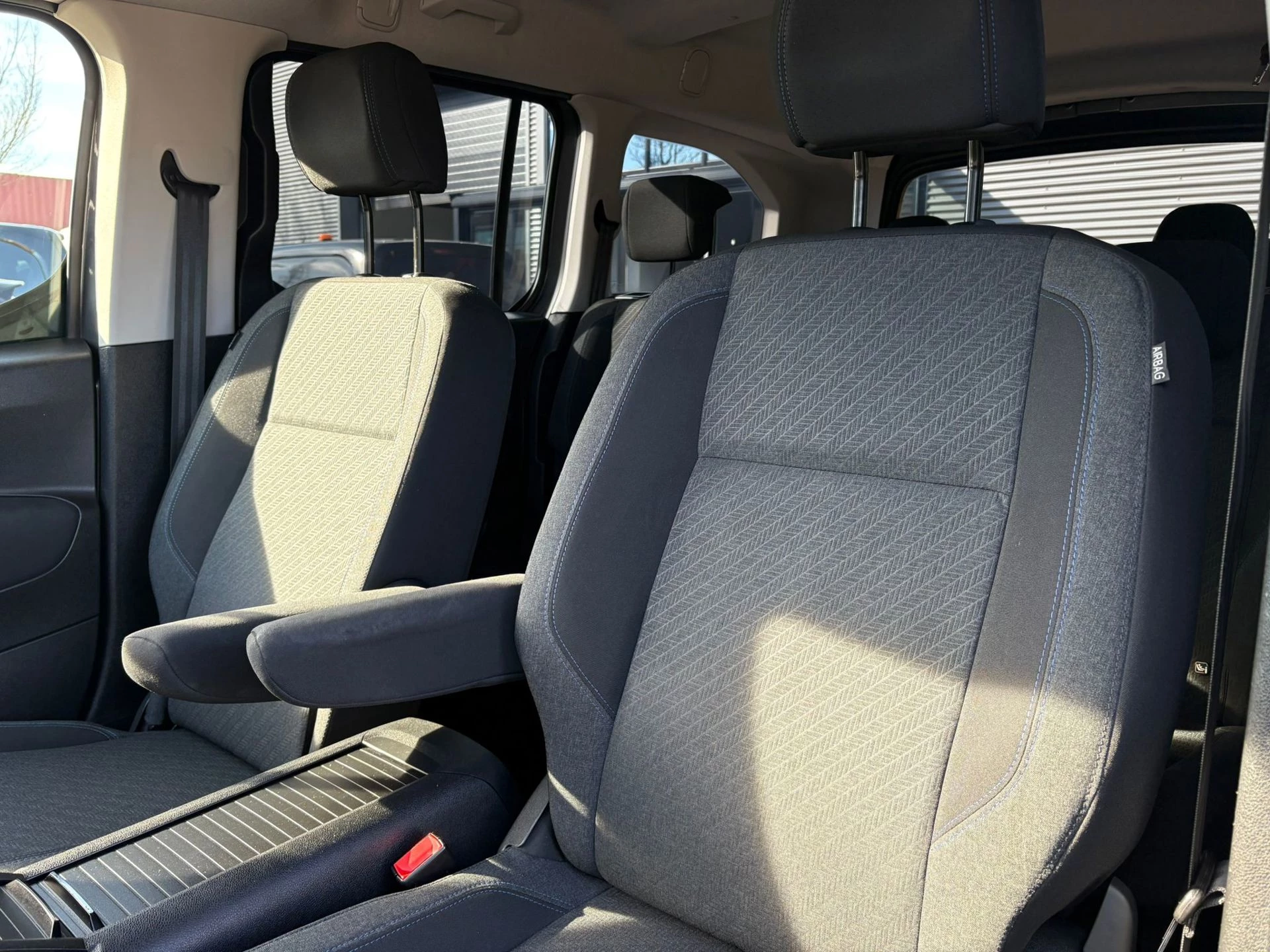 Hoofdafbeelding Peugeot Rifter