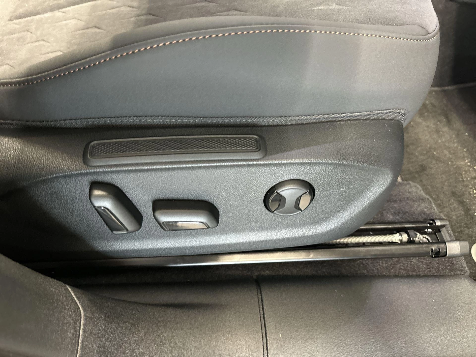 Hoofdafbeelding CUPRA Terramar