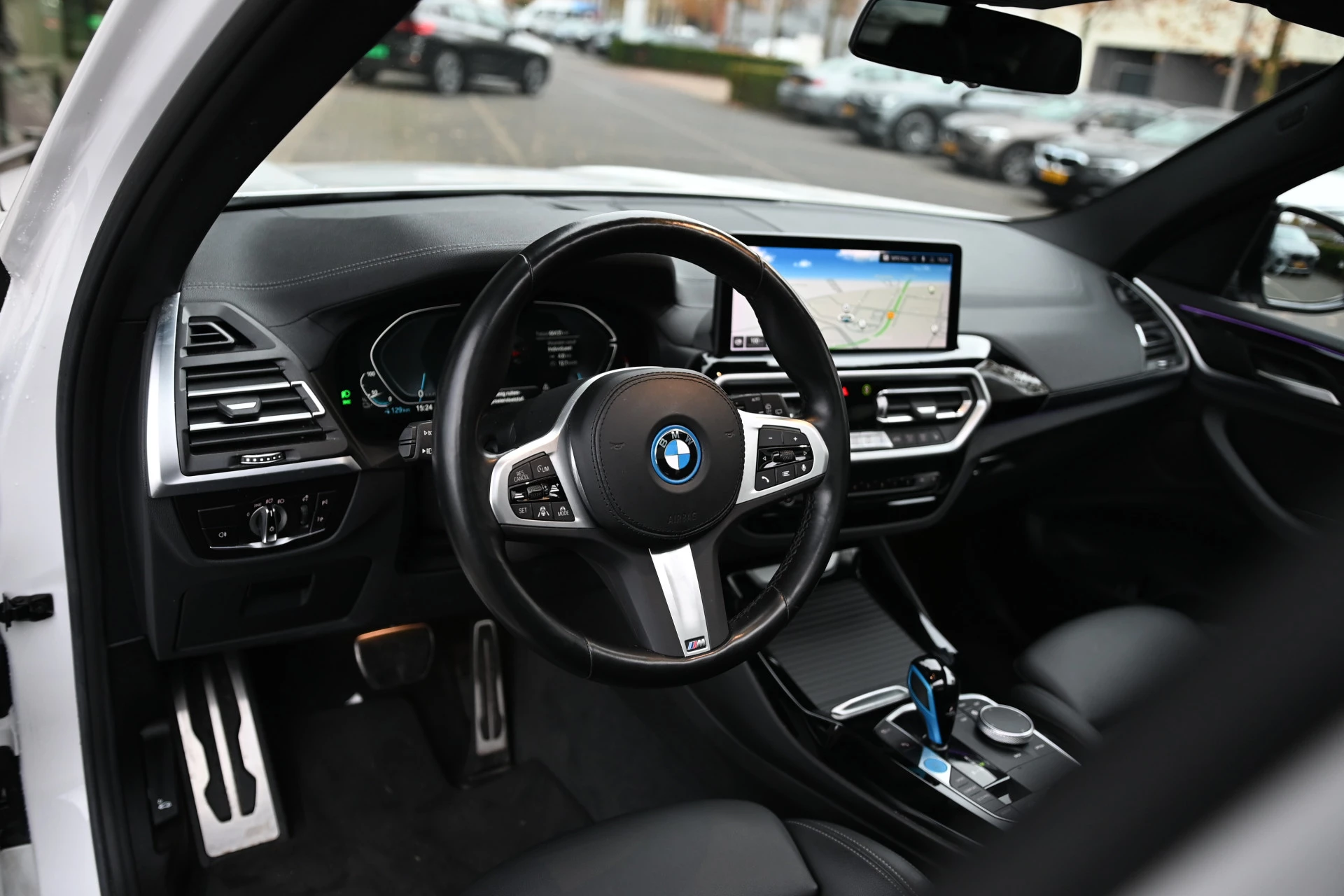 Hoofdafbeelding BMW iX3