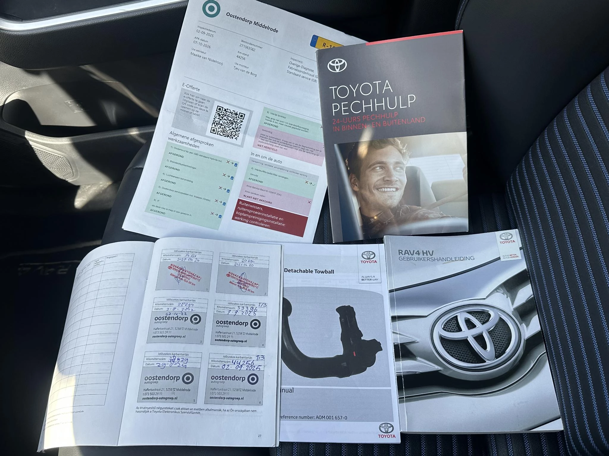 Hoofdafbeelding Toyota RAV4