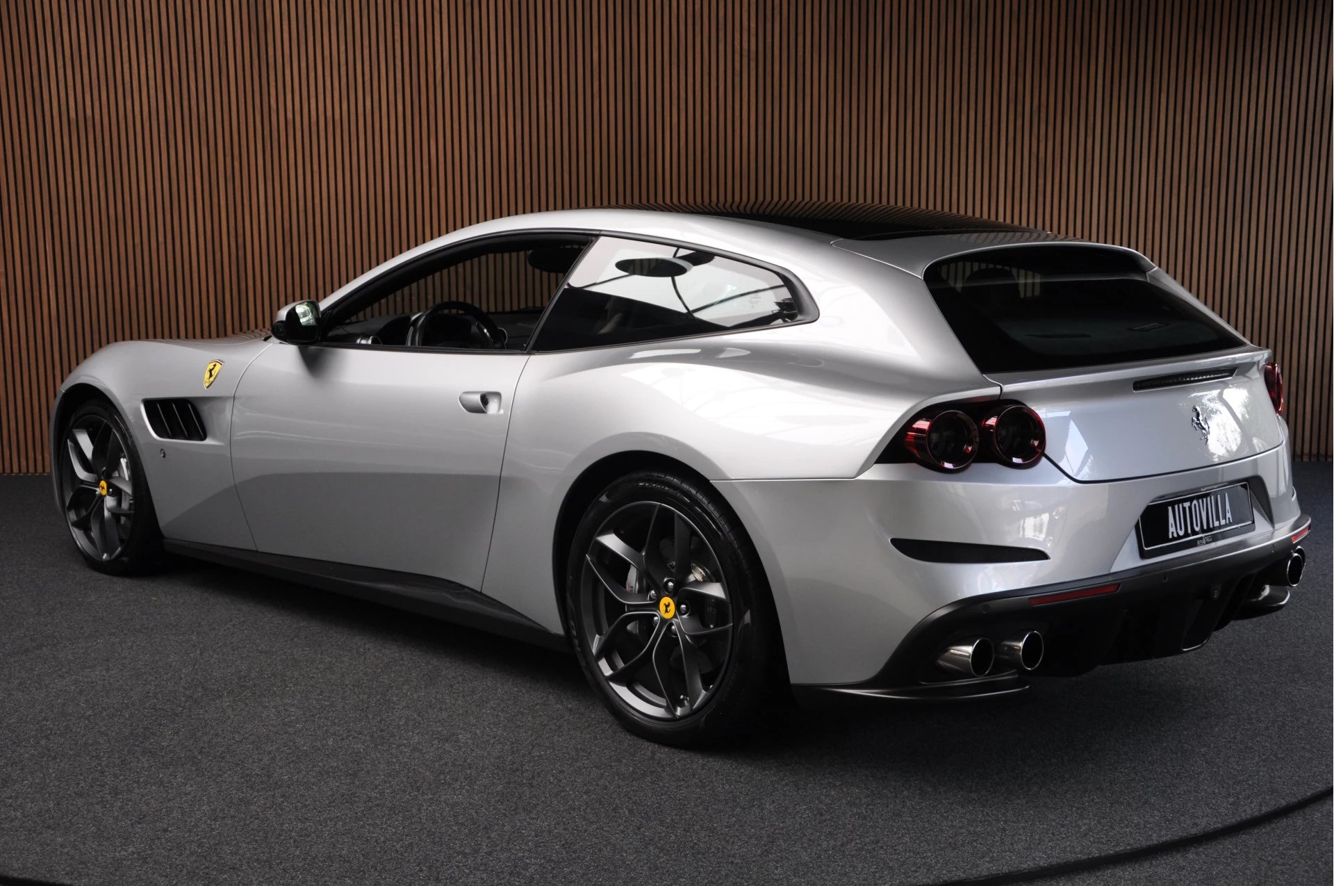 Hoofdafbeelding Ferrari GTC4Lusso