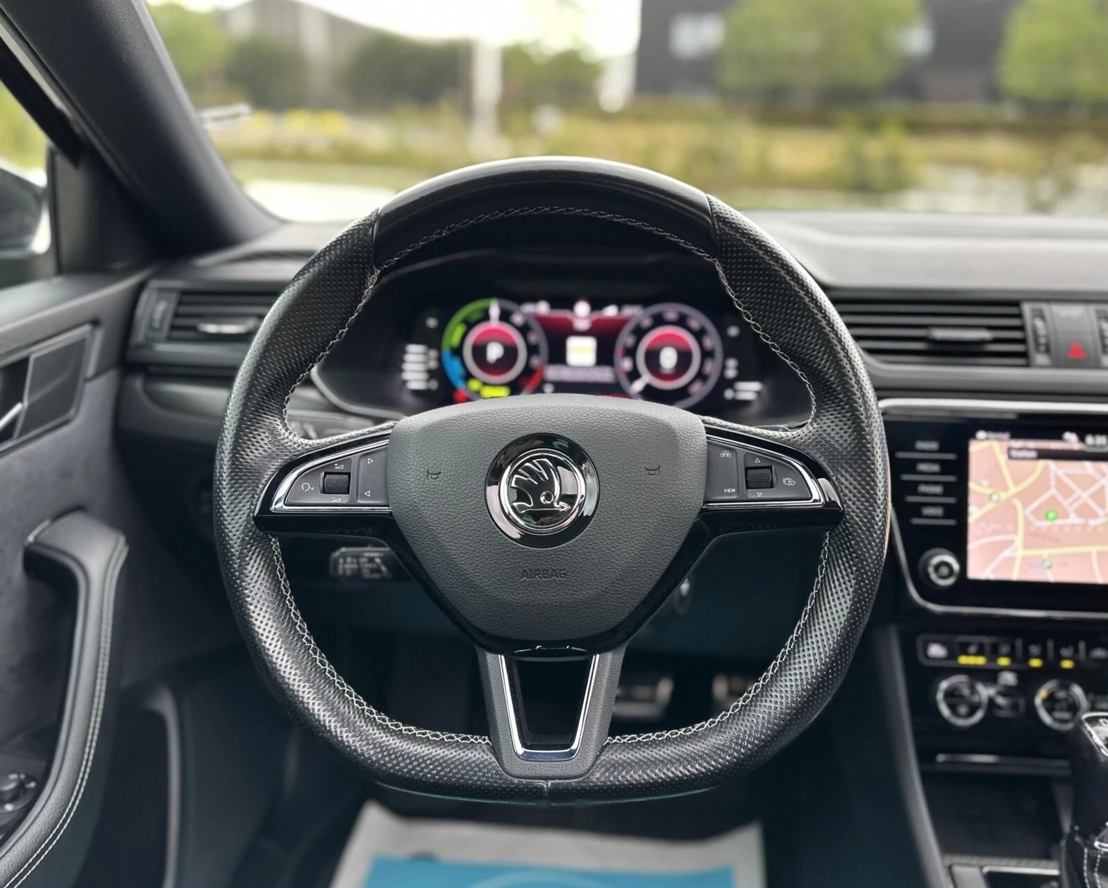 Hoofdafbeelding Škoda Superb