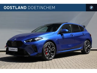 BMW 1 Serie 120 High Executive M Sport Automaat / Panoramadak / Parking Assistant Professional / M Sportstoelen / Adaptieve LED / Head-Up / M Adaptief onderstel