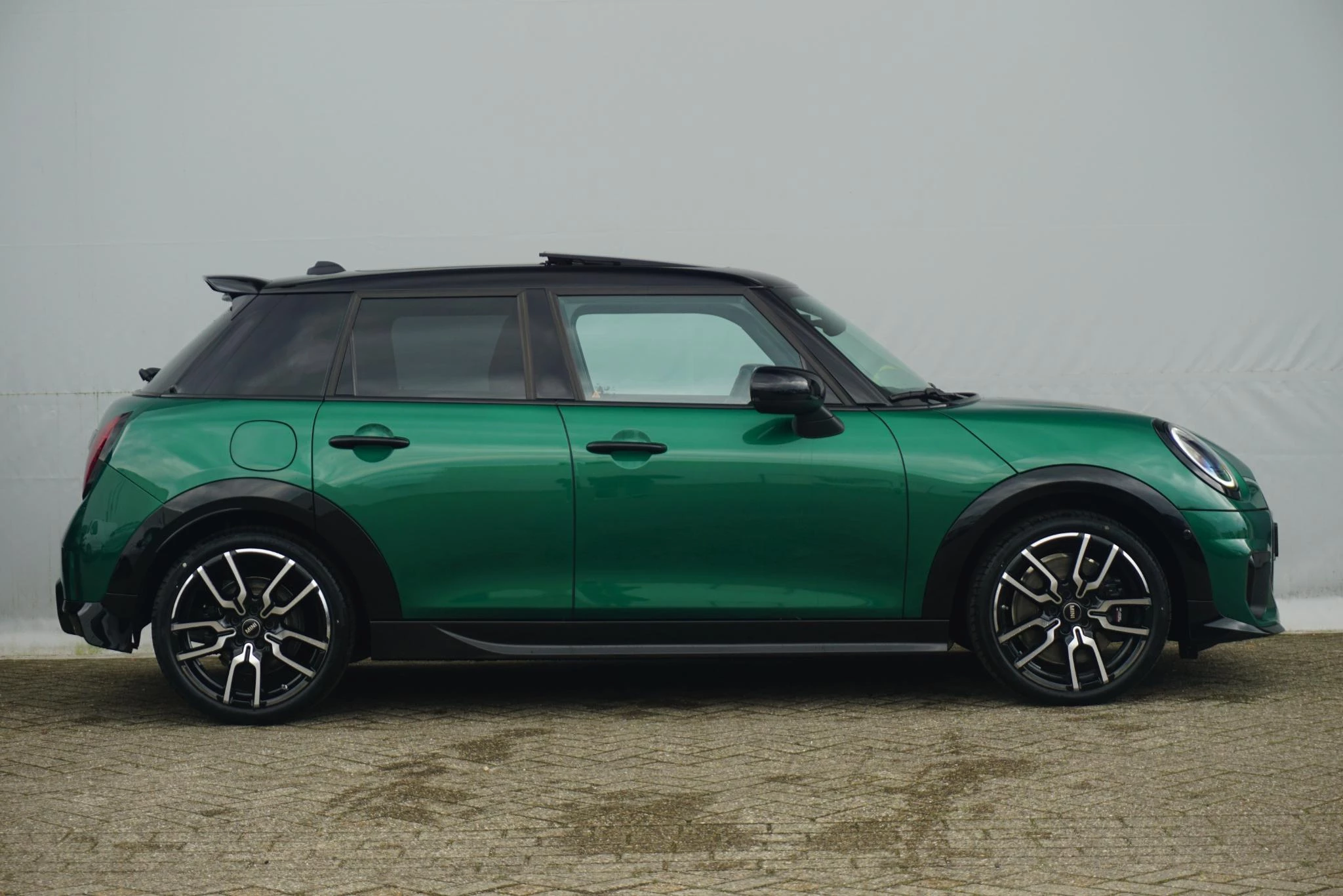 Hoofdafbeelding MINI 5-deurs