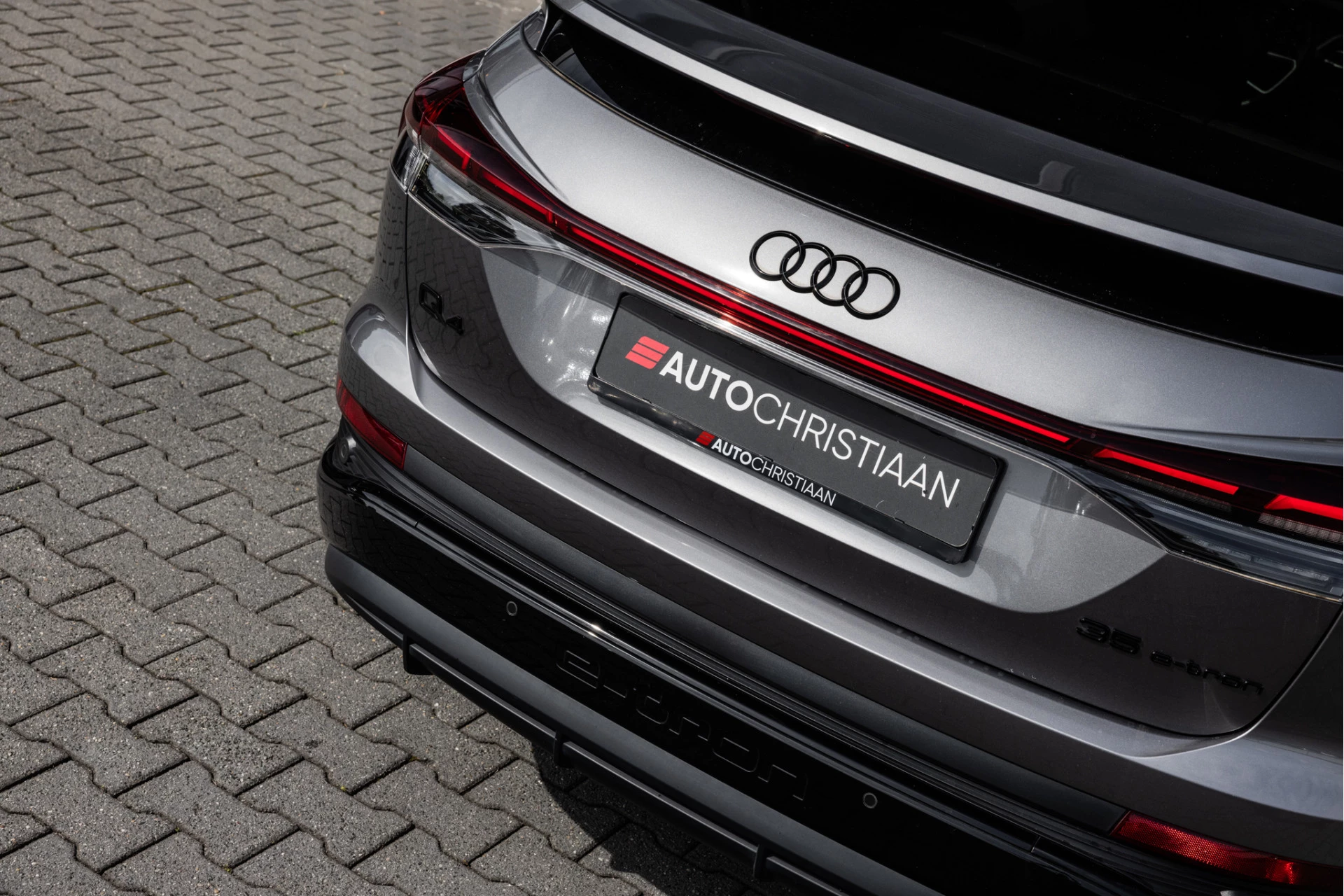 Hoofdafbeelding Audi Q4 e-tron