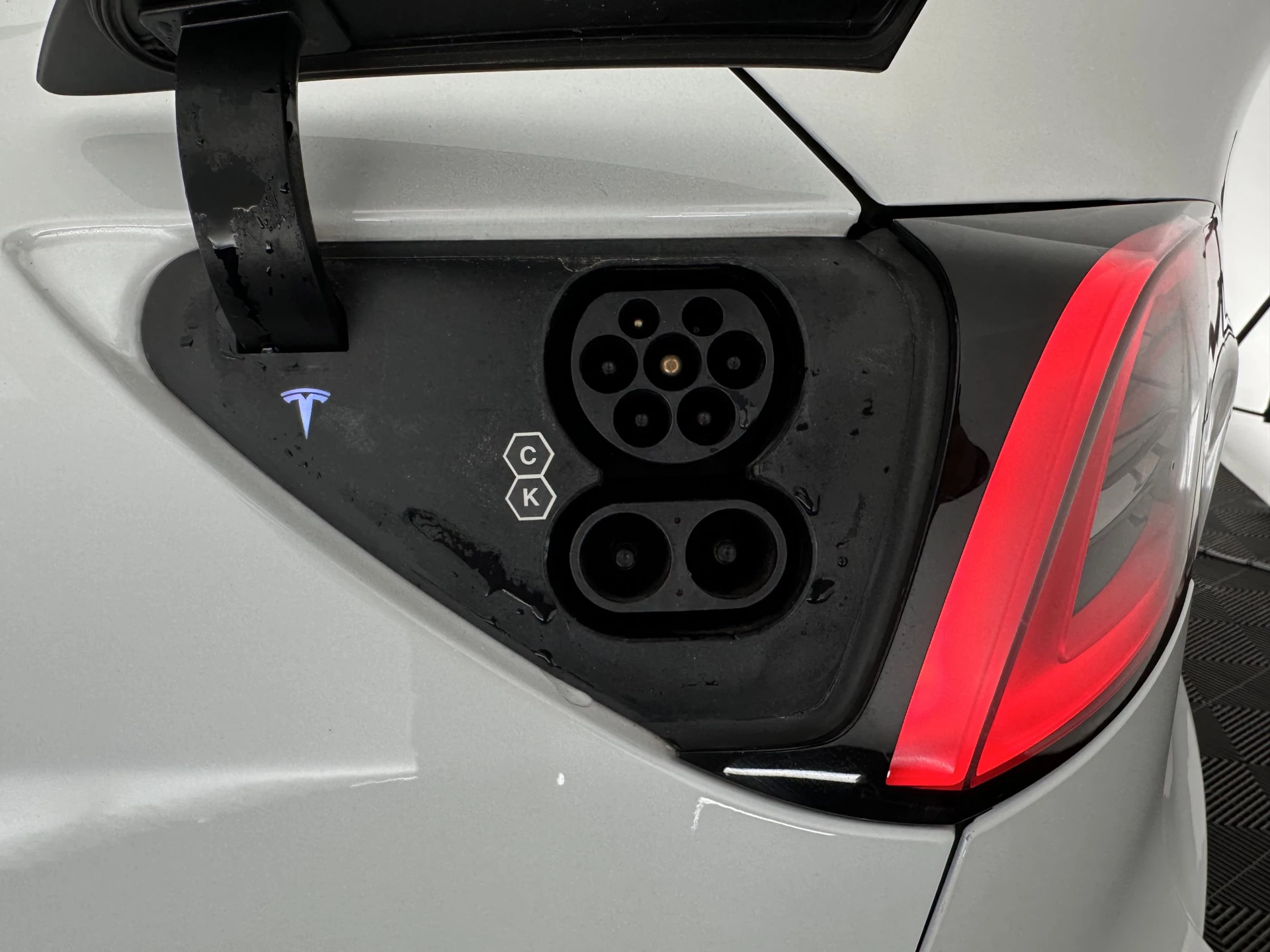Hoofdafbeelding Tesla Model Y