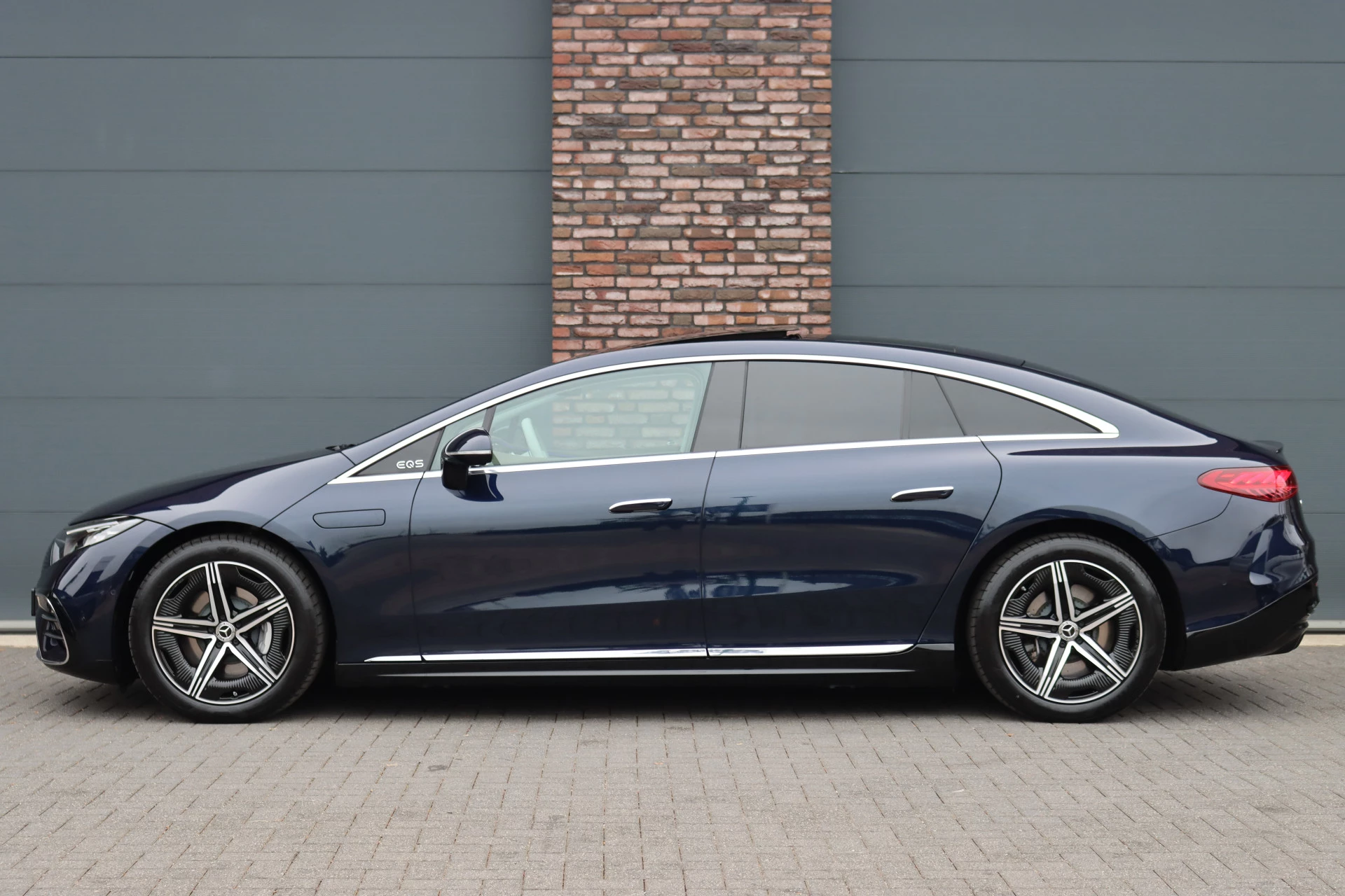 Hoofdafbeelding Mercedes-Benz EQS