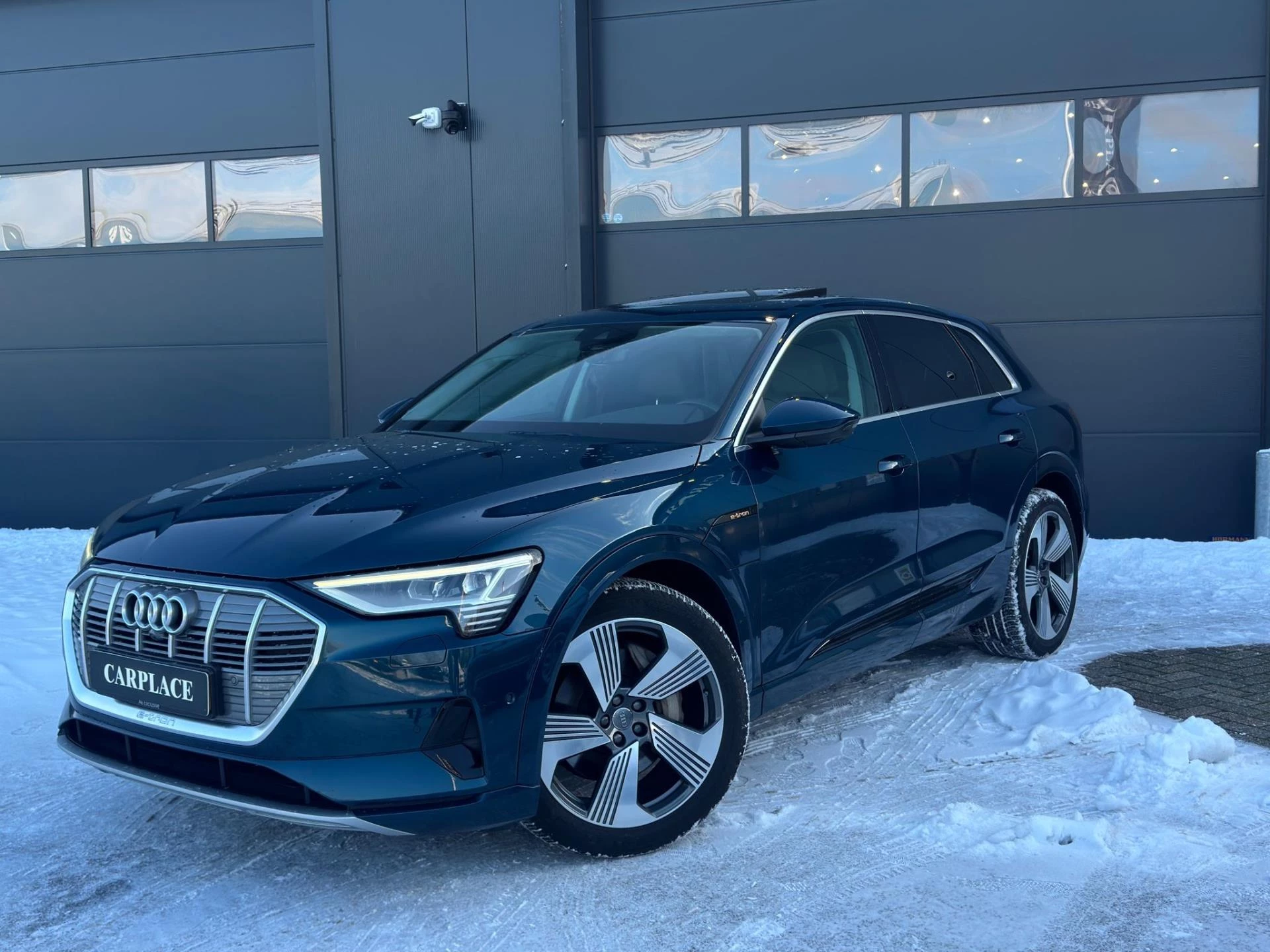 Hoofdafbeelding Audi e-tron
