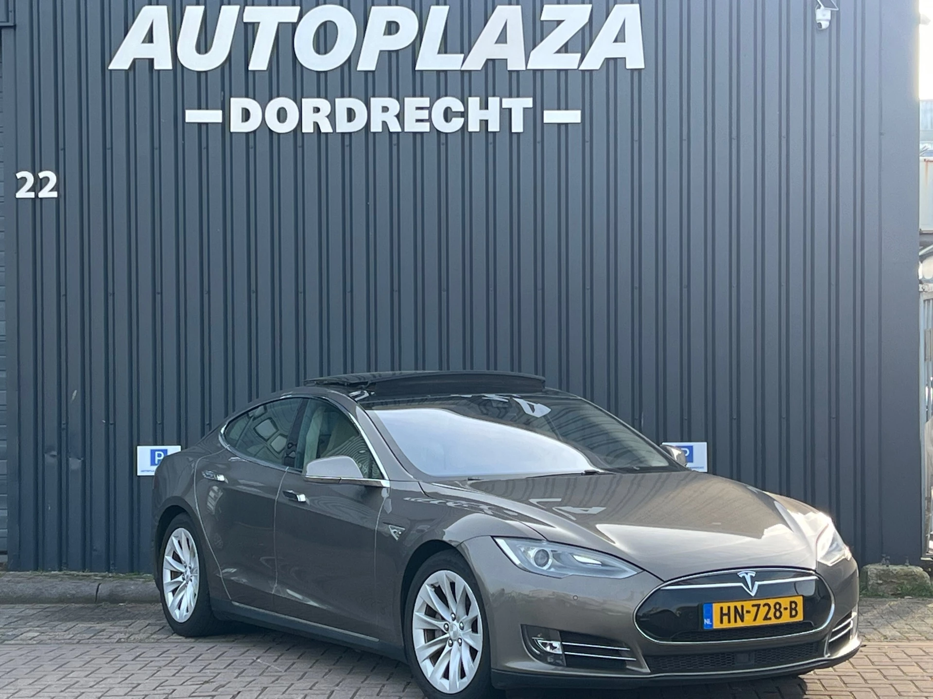 Hoofdafbeelding Tesla Model S