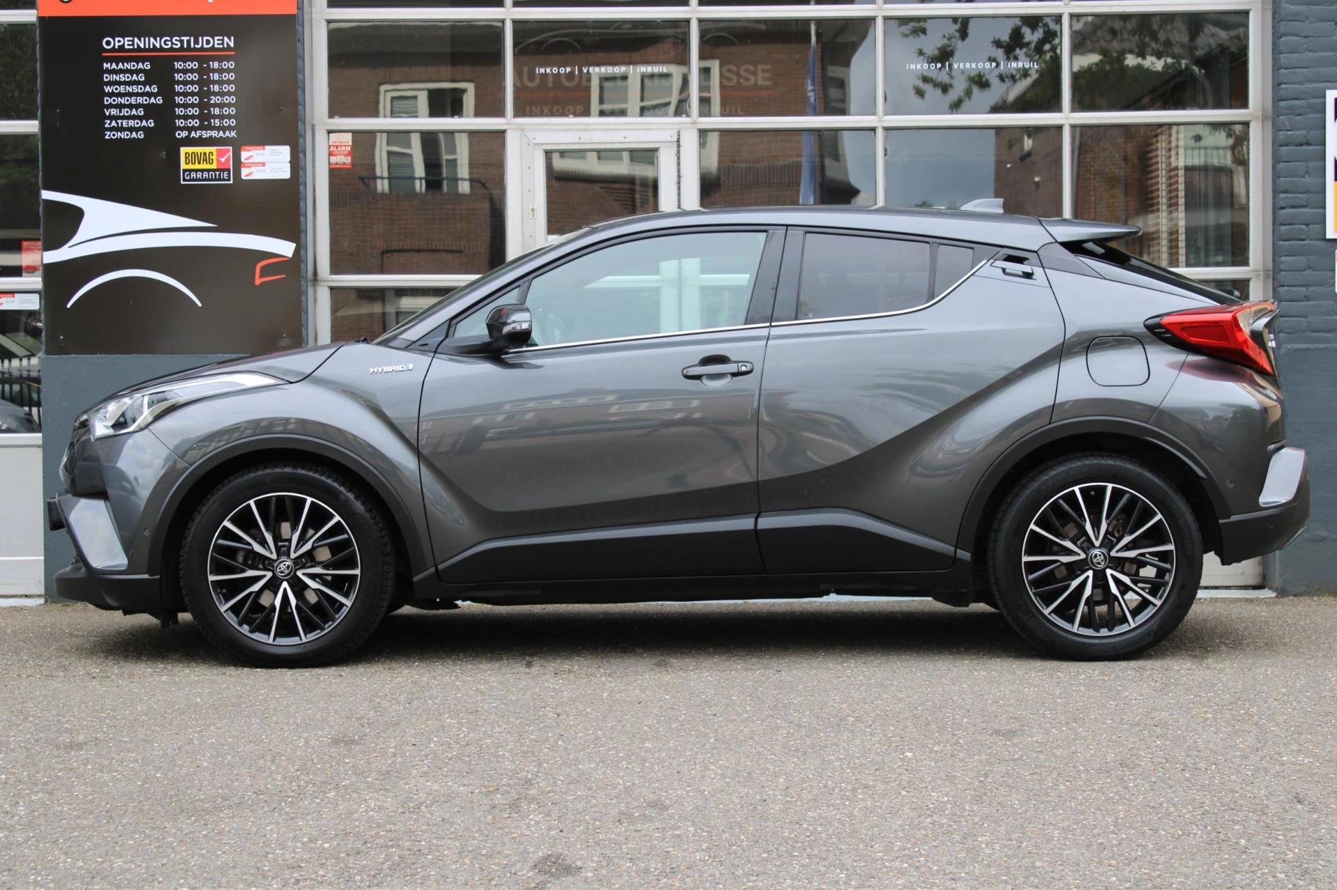 Hoofdafbeelding Toyota C-HR