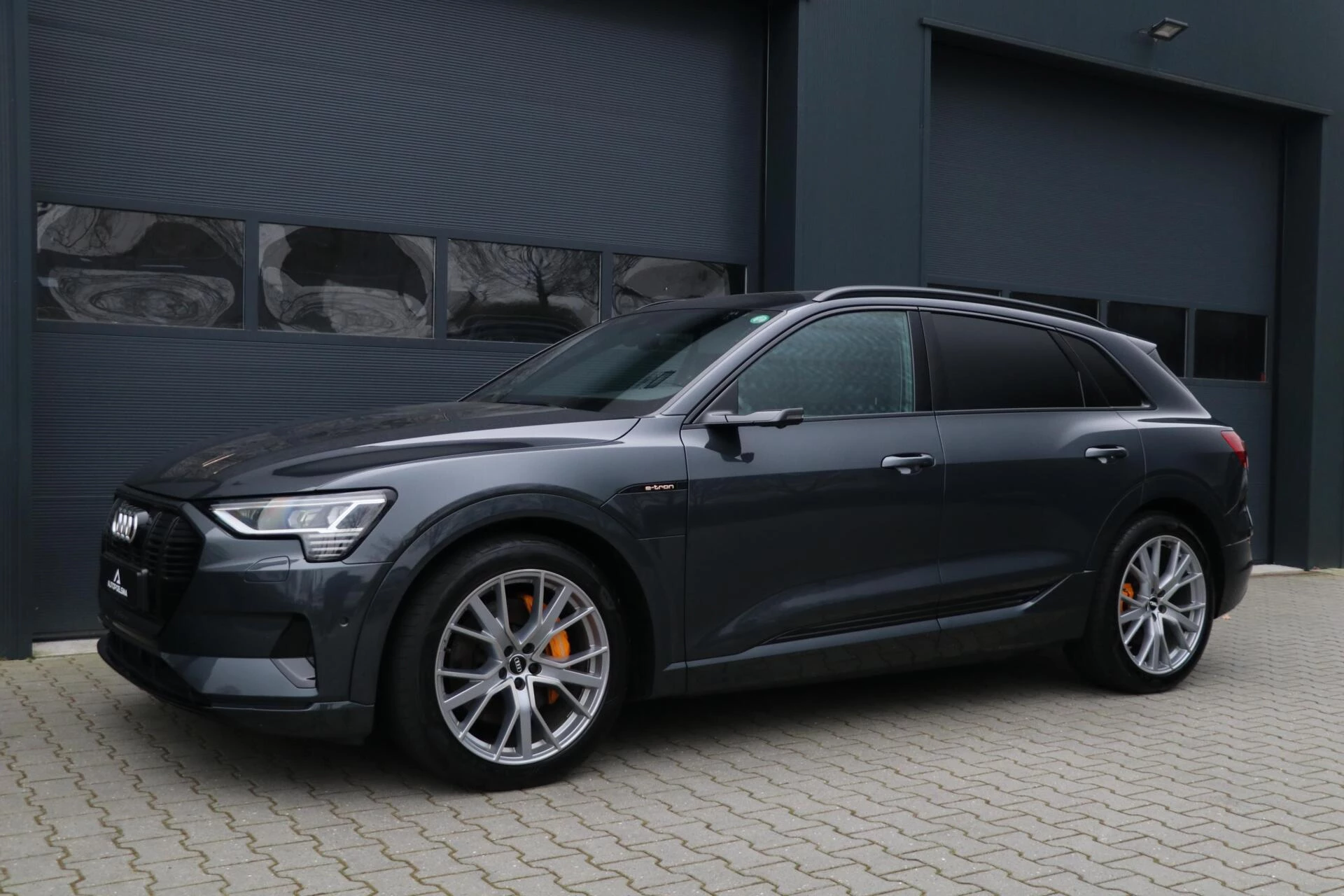 Hoofdafbeelding Audi e-tron