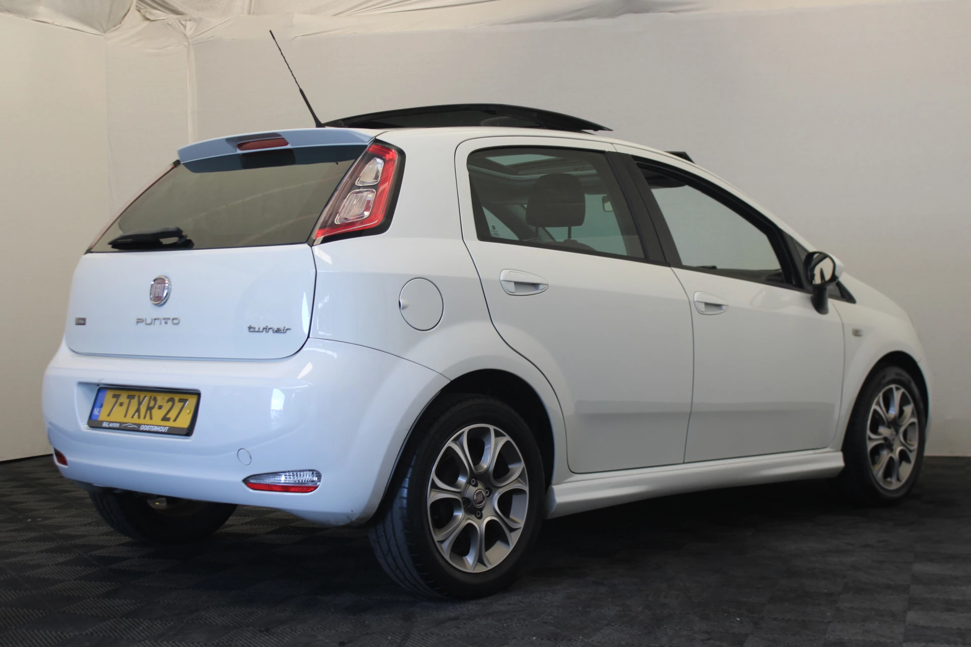 Hoofdafbeelding Fiat Punto