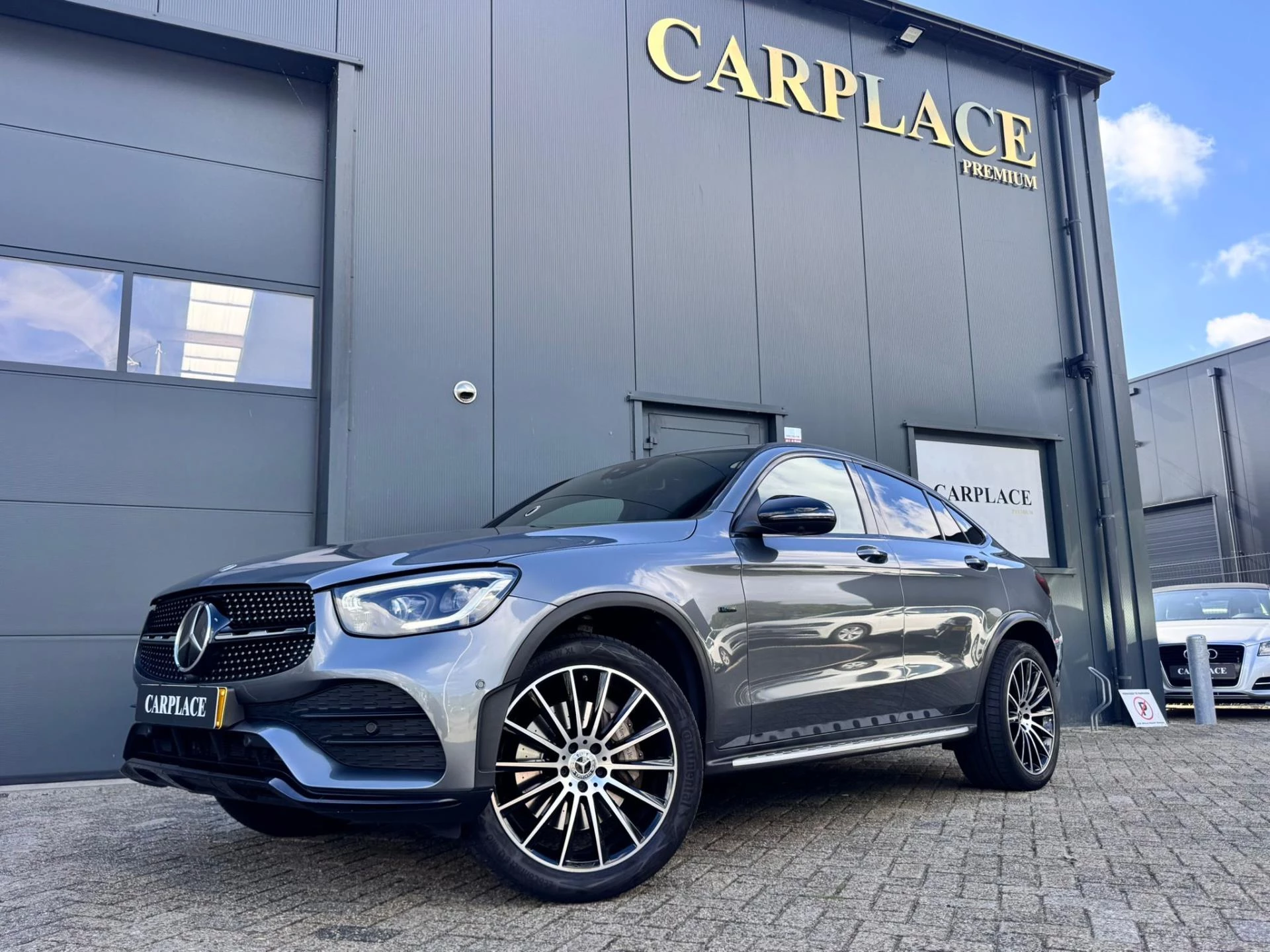Hoofdafbeelding Mercedes-Benz GLC