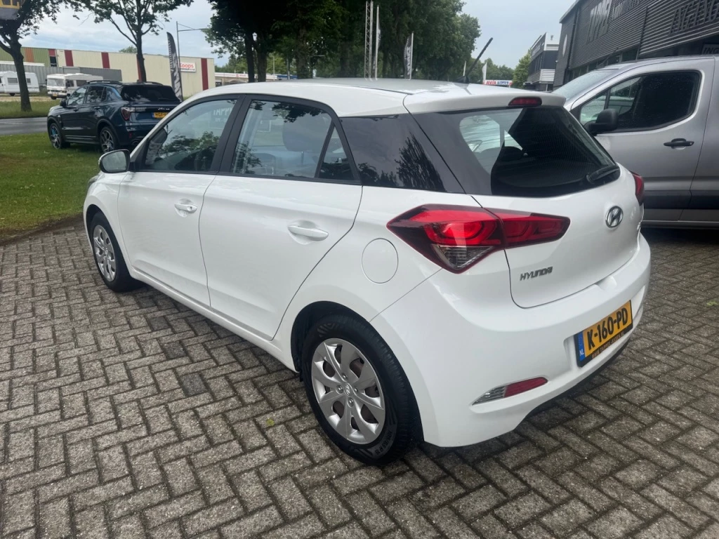Hoofdafbeelding Hyundai i20