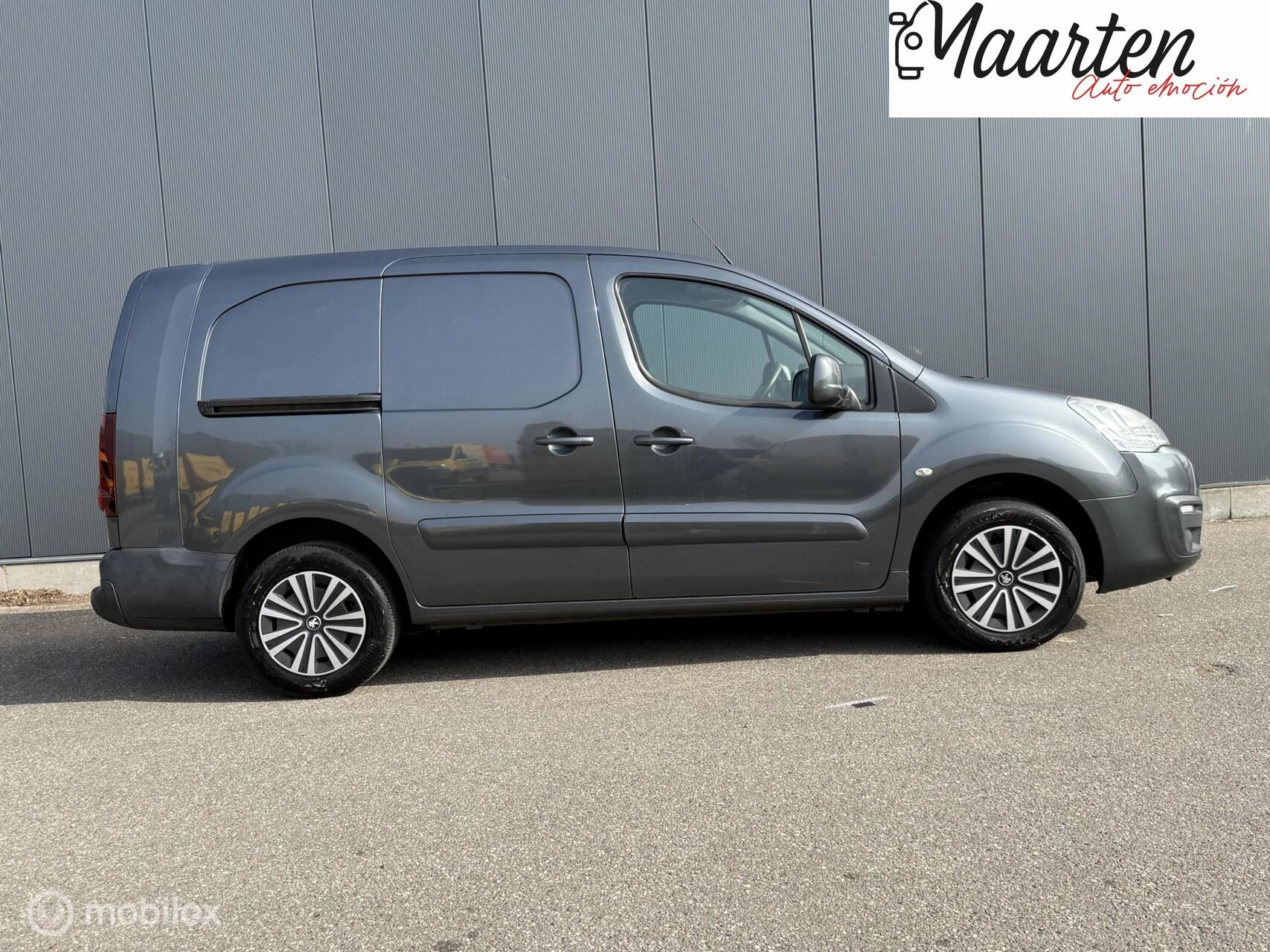 Hoofdafbeelding Peugeot Partner