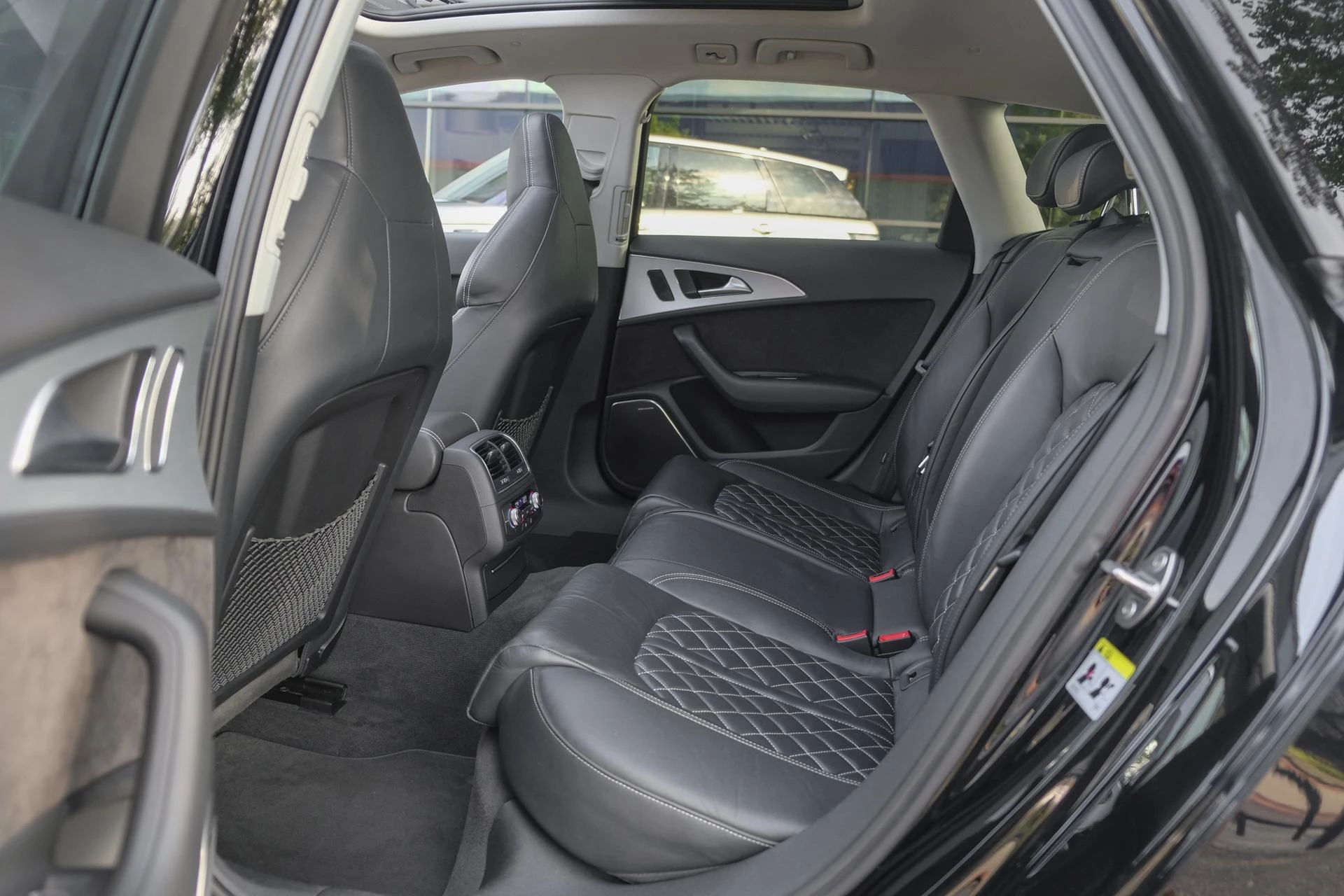 Hoofdafbeelding Audi S6