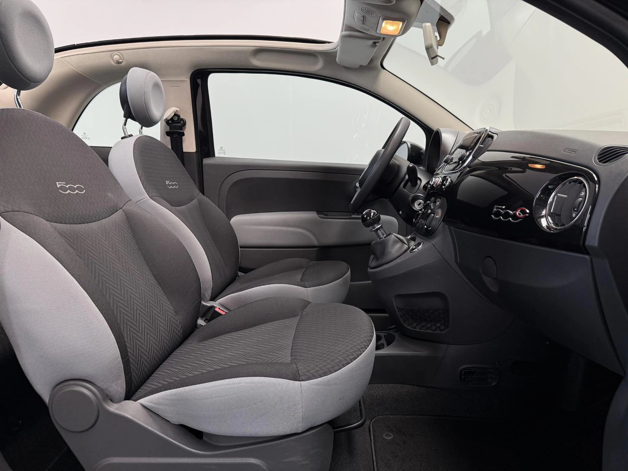 Hoofdafbeelding Fiat 500C