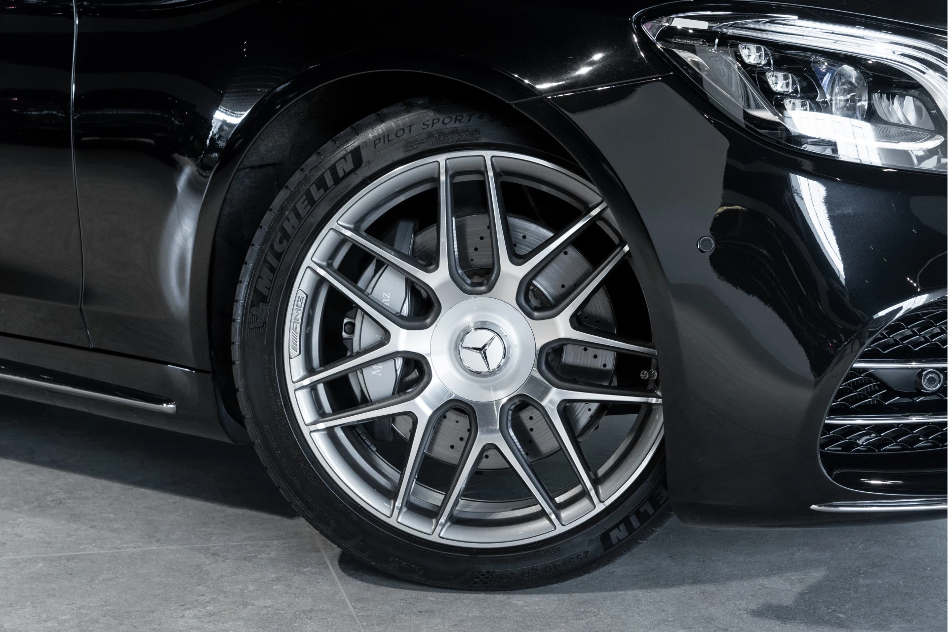 Hoofdafbeelding Mercedes-Benz S-Klasse