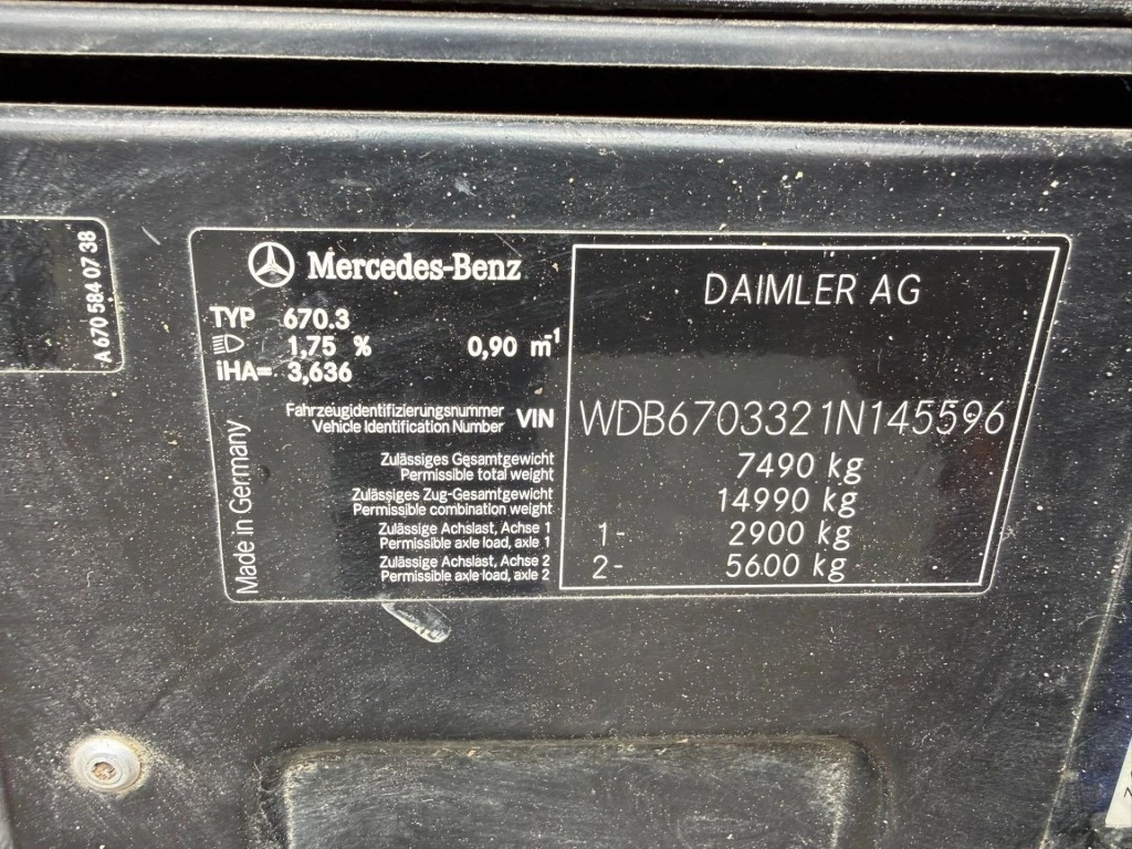 Hoofdafbeelding Mercedes-Benz 815 D Kipper