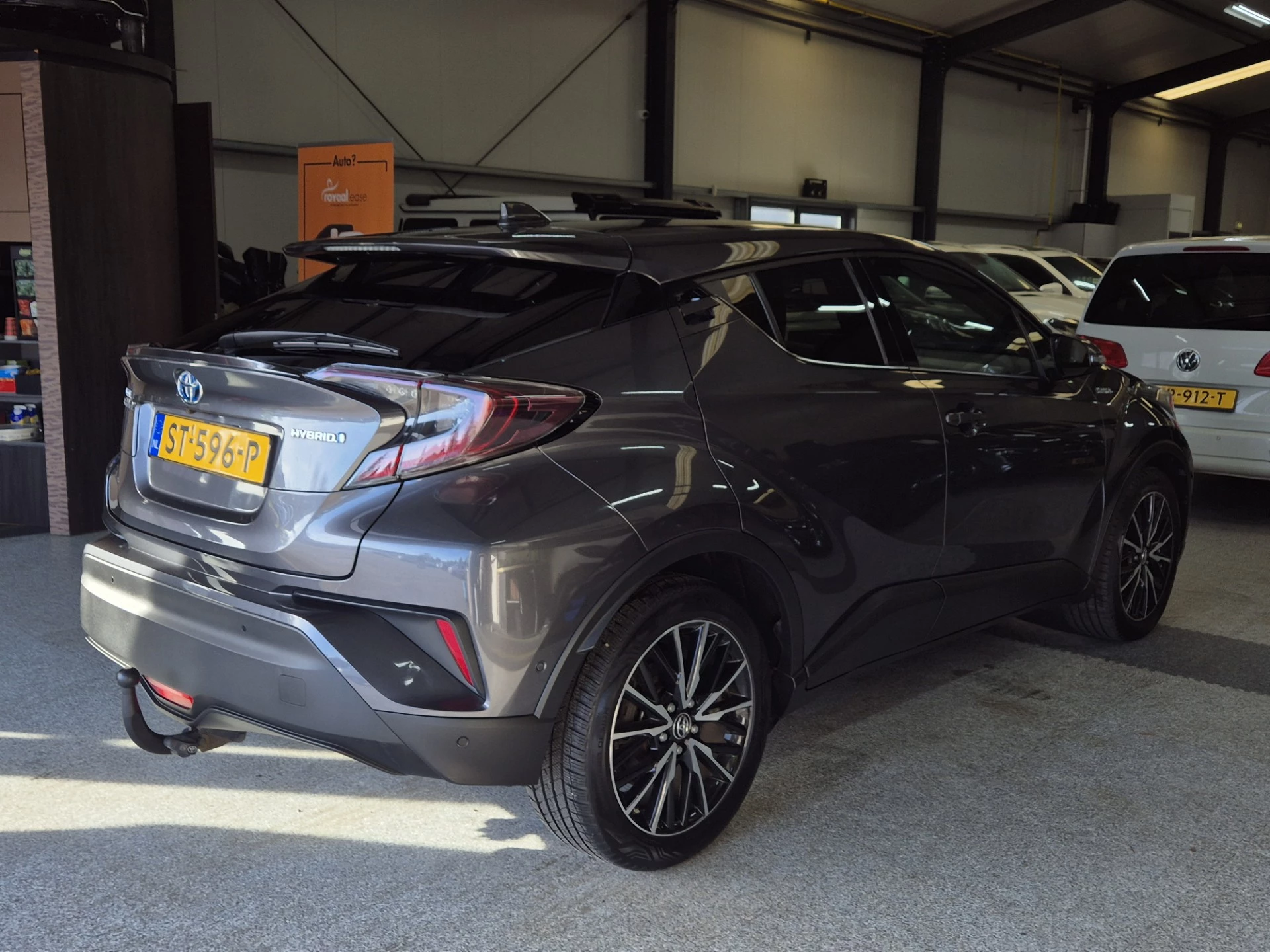 Hoofdafbeelding Toyota C-HR