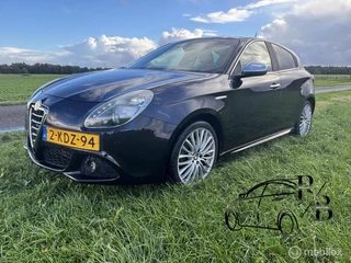 Hoofdafbeelding Alfa Romeo Giulietta Alfa Romeo Giulietta 1.6 JTDm Business Executive NAVI LEER
