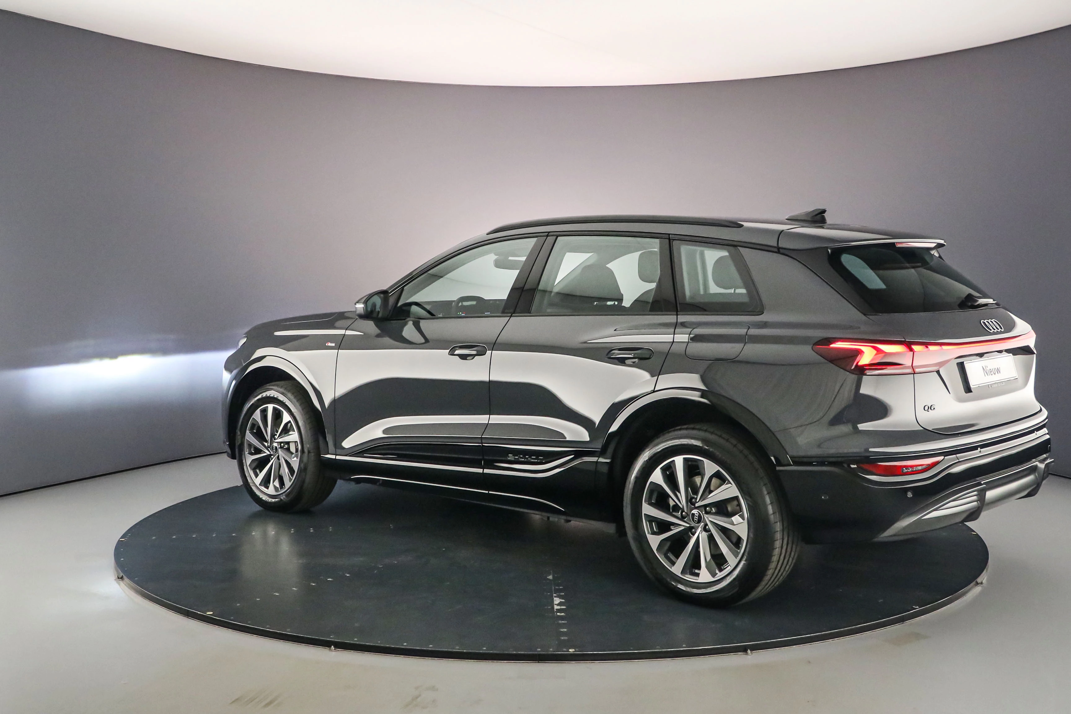 Hoofdafbeelding Audi Q6 e-tron
