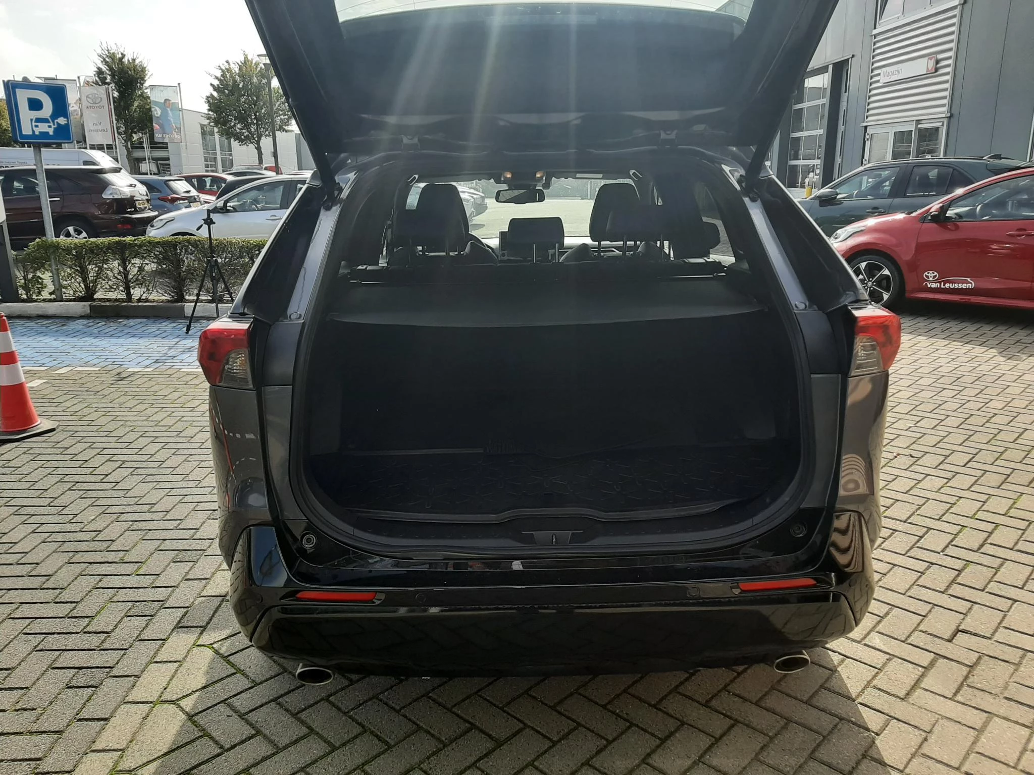 Hoofdafbeelding Toyota RAV4
