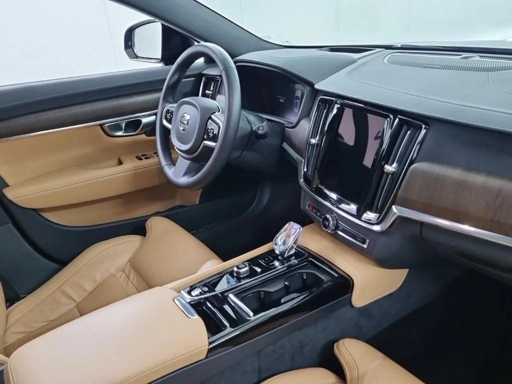 Hoofdafbeelding Volvo V90