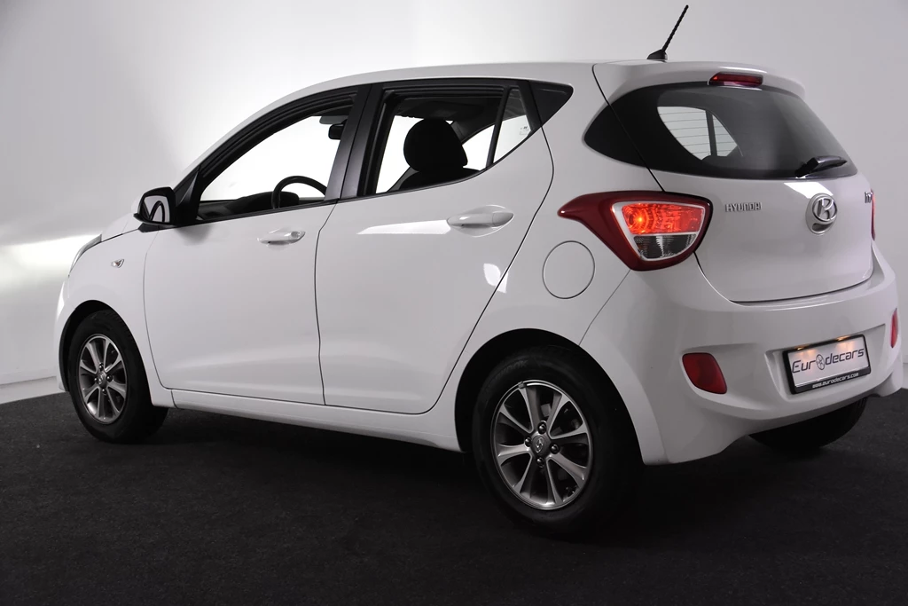 Hoofdafbeelding Hyundai i10