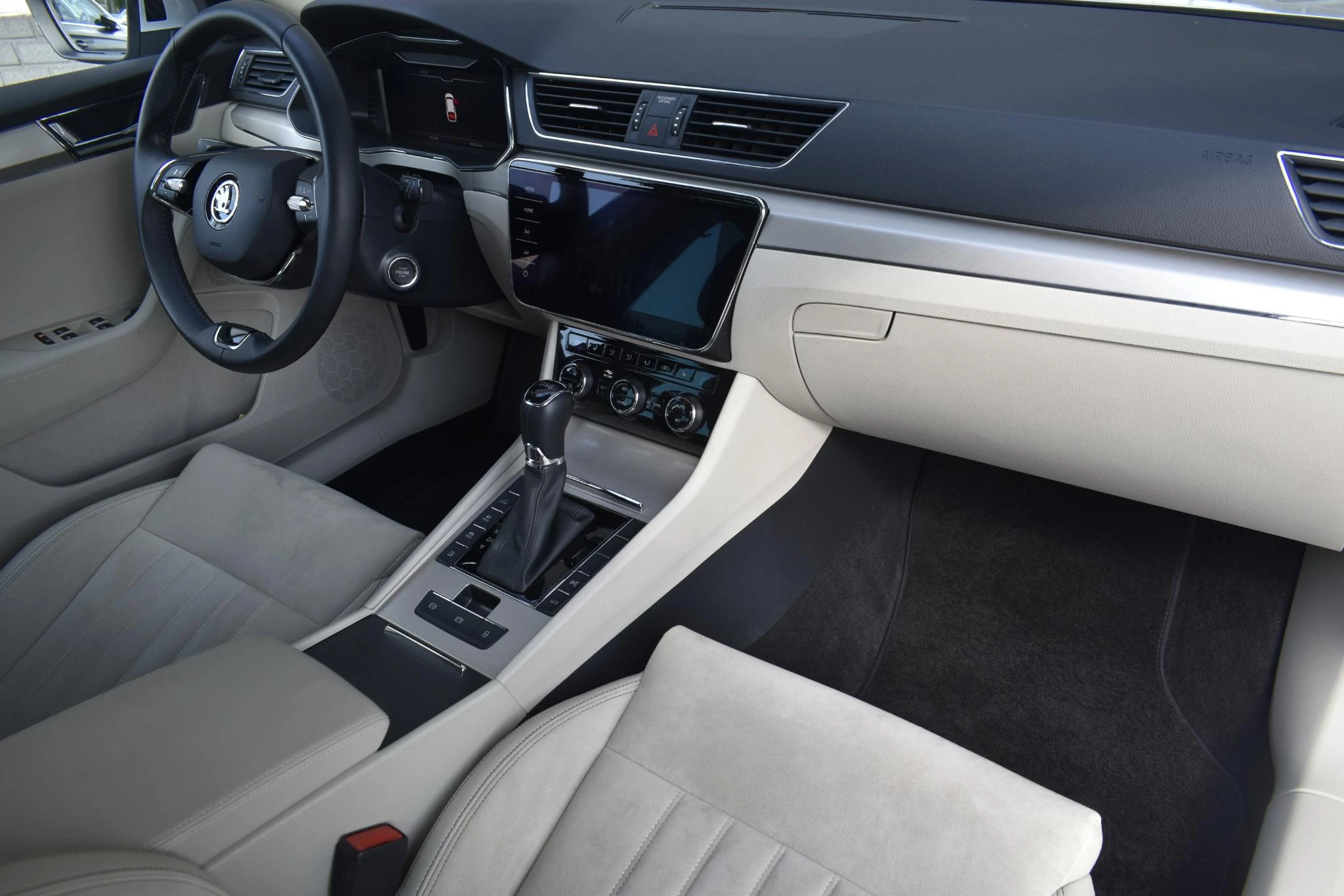 Hoofdafbeelding Škoda Superb