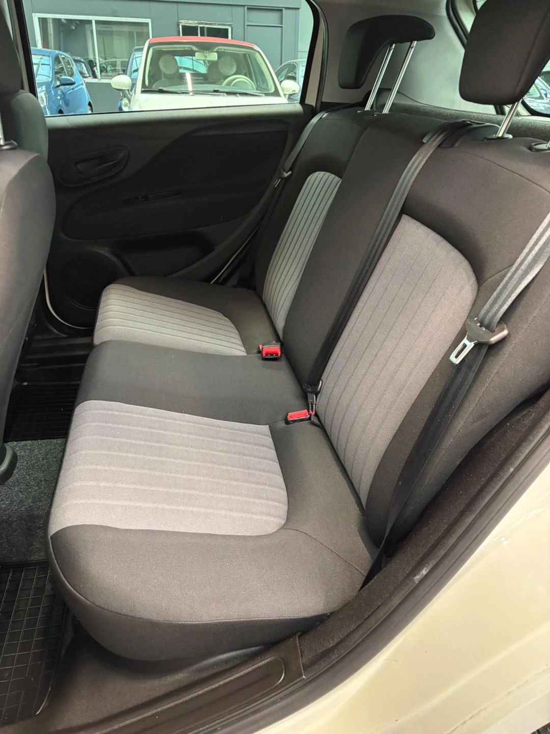 Hoofdafbeelding Fiat Punto