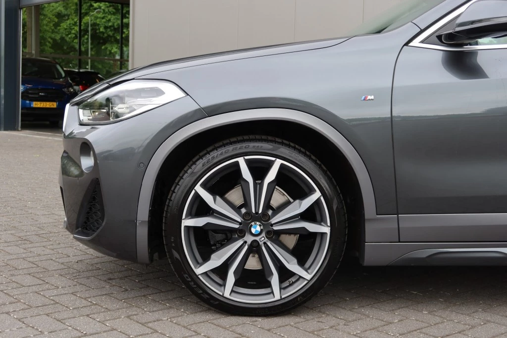 Hoofdafbeelding BMW X2